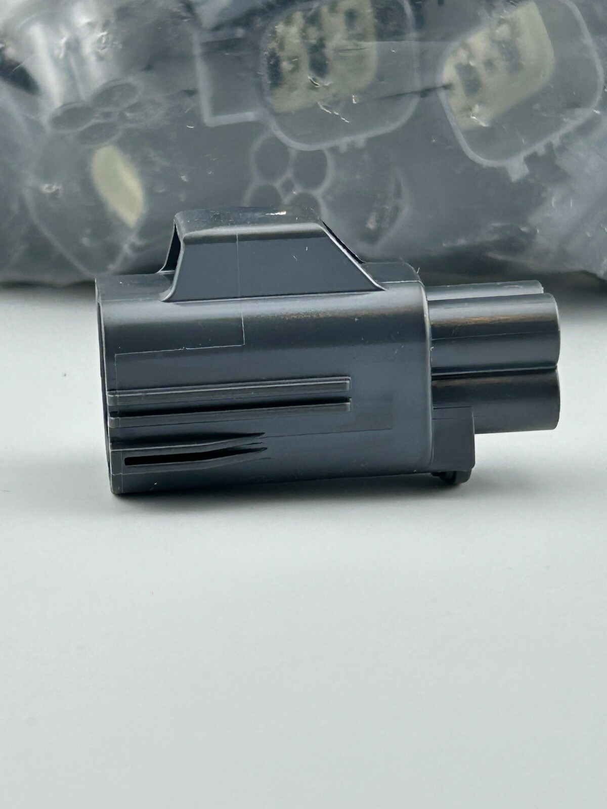 Automotive Connectors 4P CONN yazaki 7282-5570-10 7282557010 QTY 100