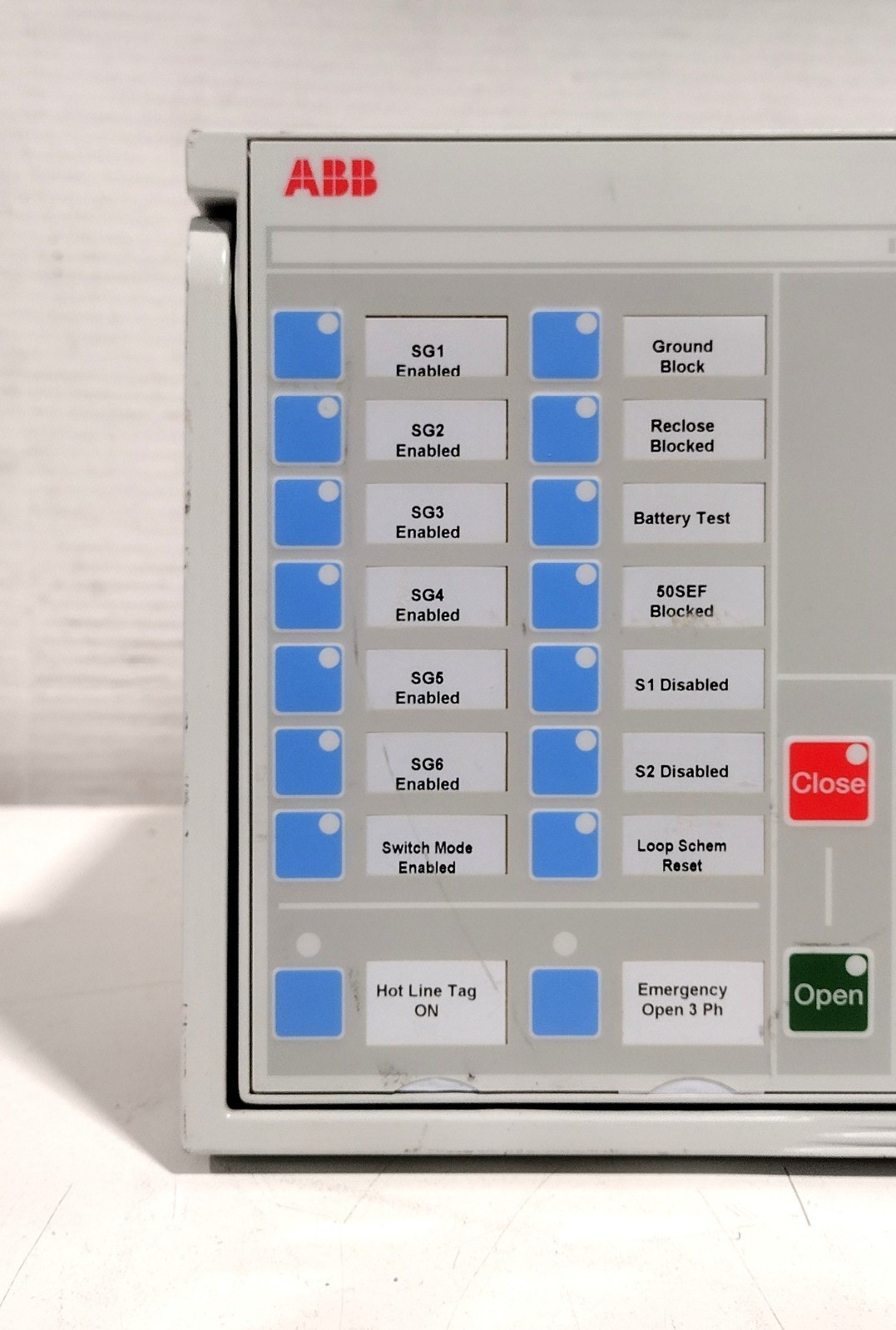 ABB RER620 NARAAAAB33E1B3NU1D Advanced Recloser Protection & Control Relay
