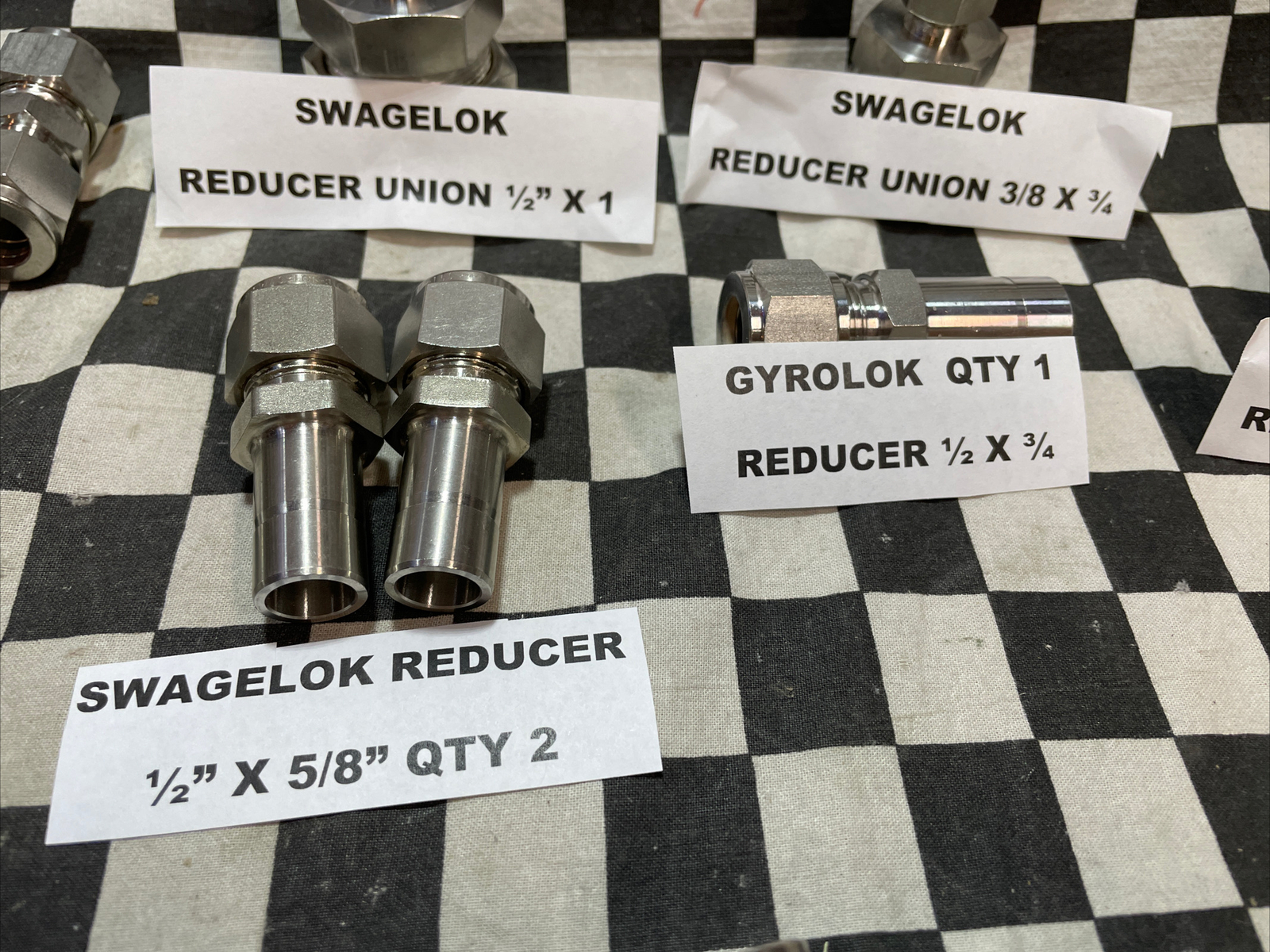 SWAGELOK UNION SS-1210-6 SS-810-6 SS-400-6, SS-400-6-2, SS-1210-6-4, SS-1610-6-8