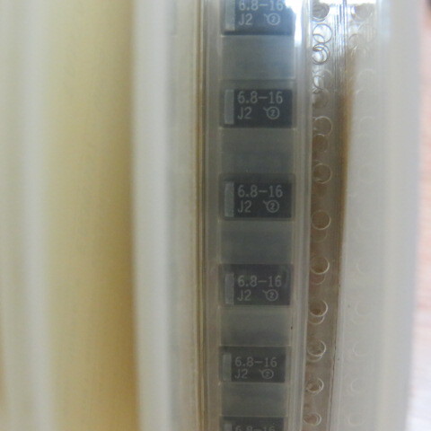 SPRAGUE/VISHAY 293D685X9016C2T Qty of 160 per Lot CAP 6032 6.8UF 16V 10% SM TnR