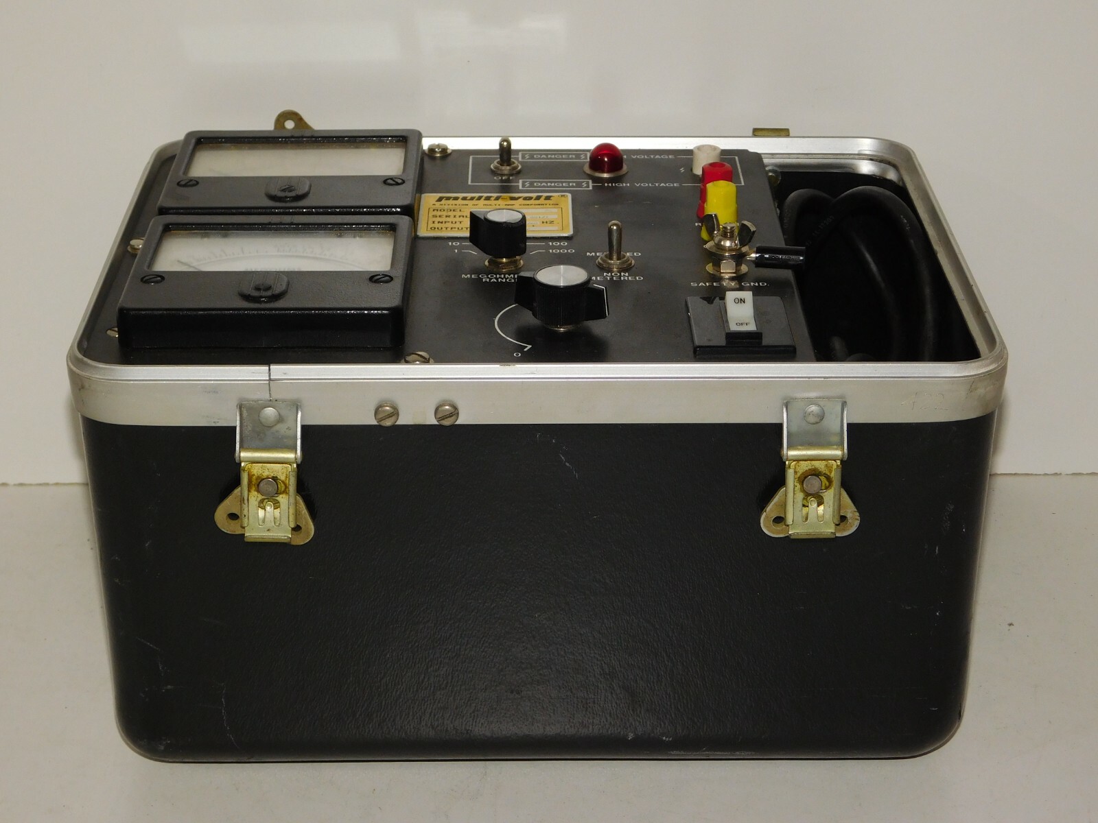 Multi Volt Multi Amp MG-25A Megaohm Test Meter Industrial Megohmeter Gauge Unit