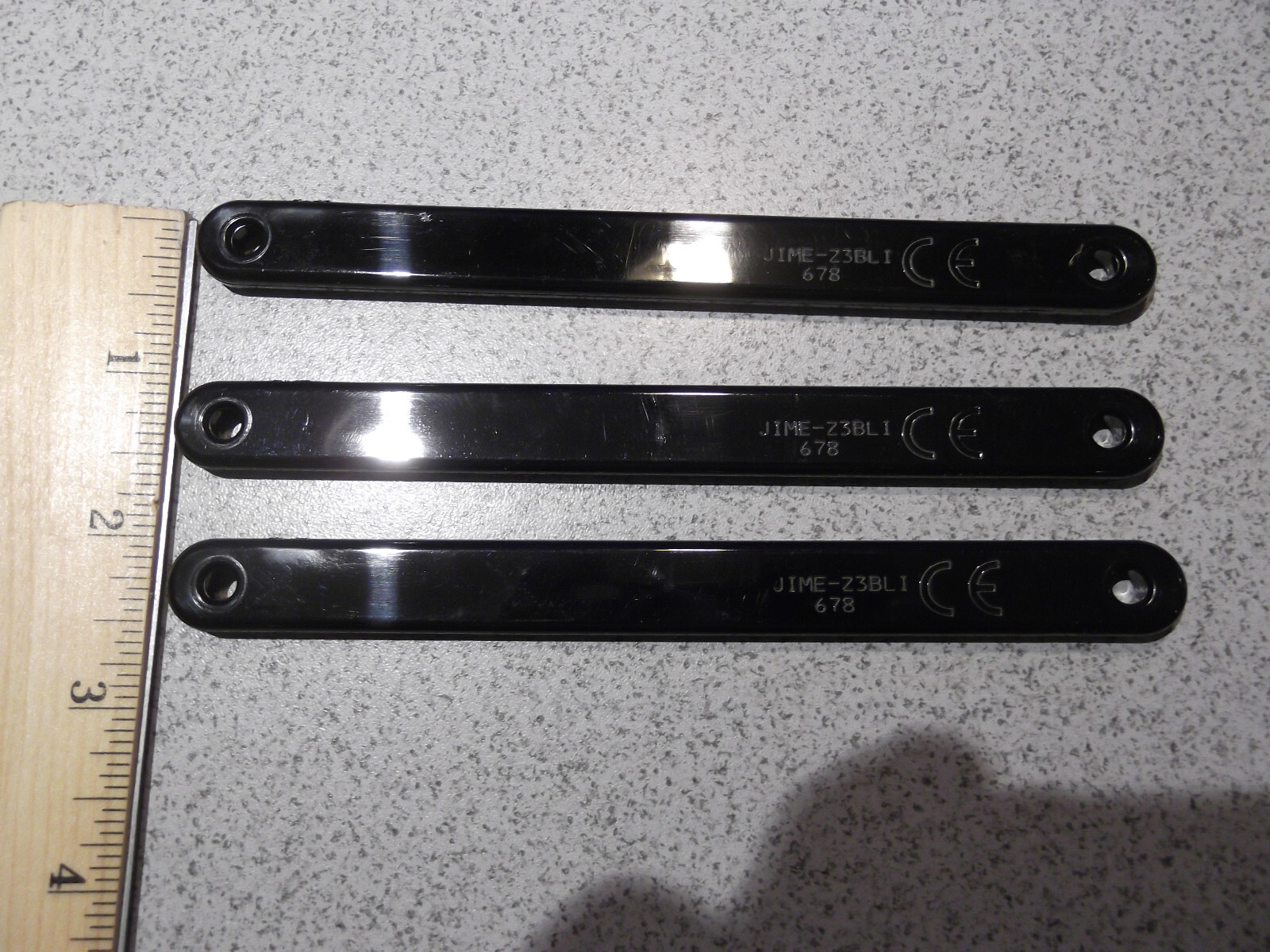 V780-A-JIME-Z3BLI UHF RFID Tag, Industrial 920MHz – 3 pieces