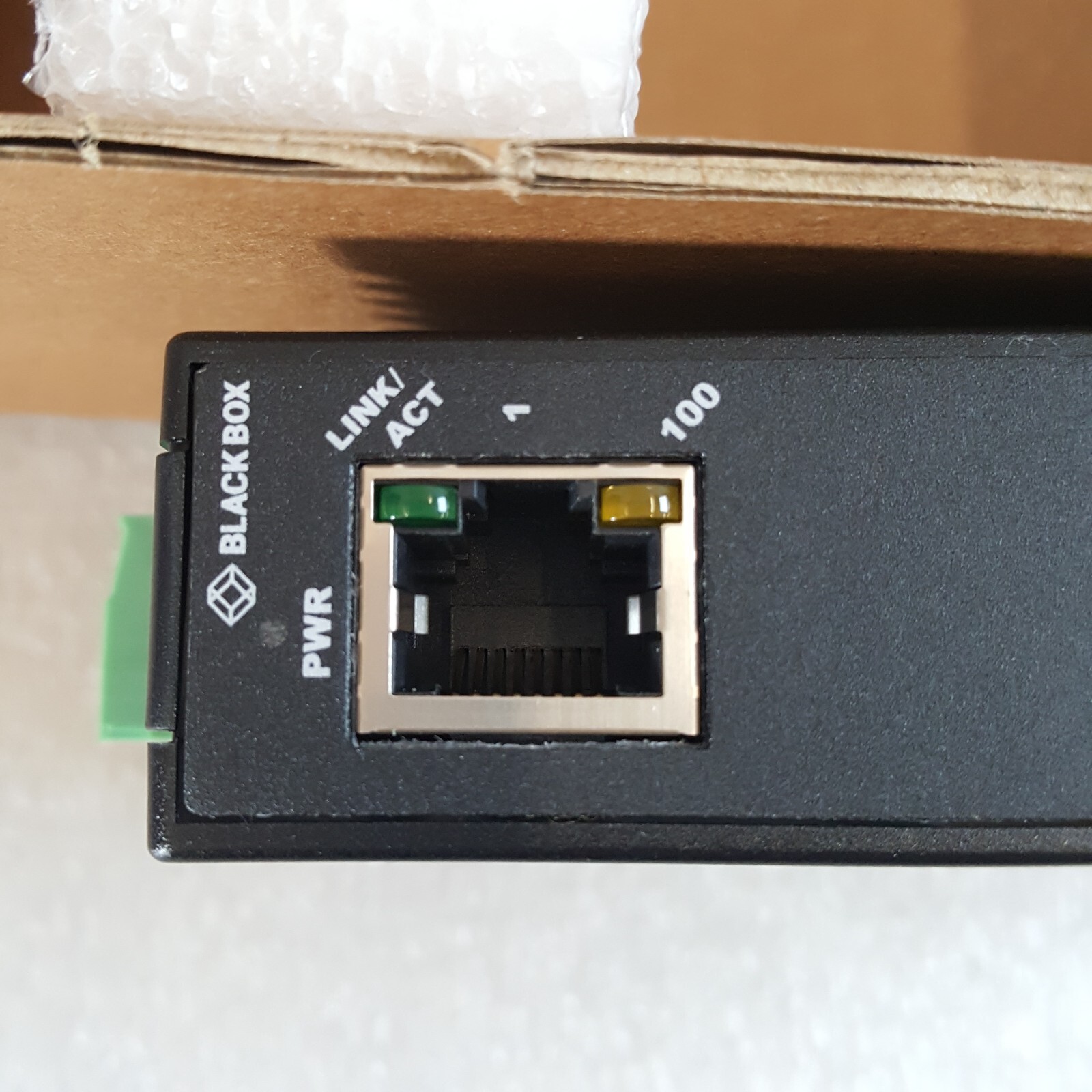 💥NEW BLACK BOX INDUSTRIAL MEDIA CONVERTER LMC270A-SM-20K-SC