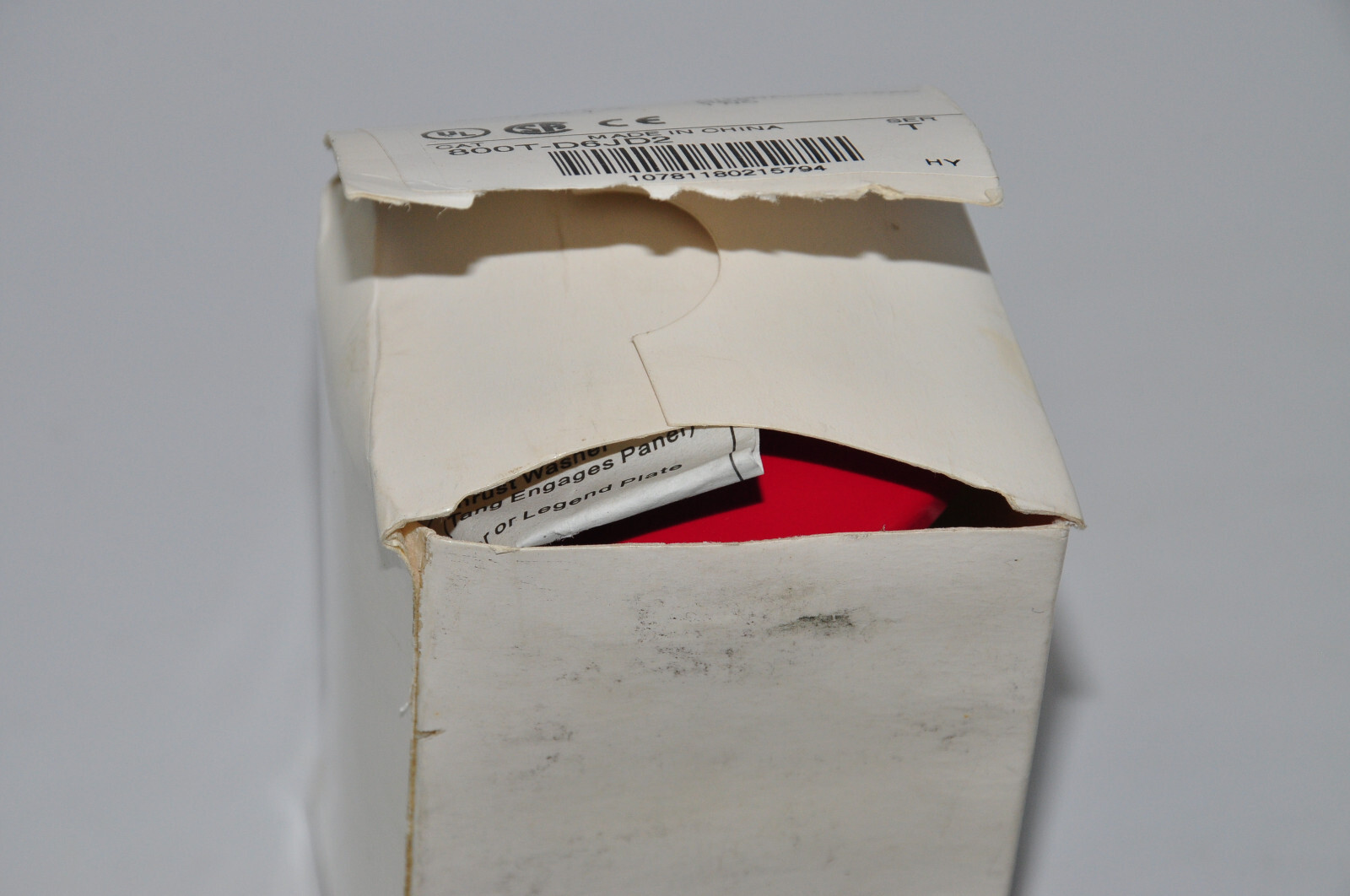 ALLEN-BRADLEY RED MUSHROOM HEAD PUSH BUTTON Type 4,13 Cat 800T-D6JD2