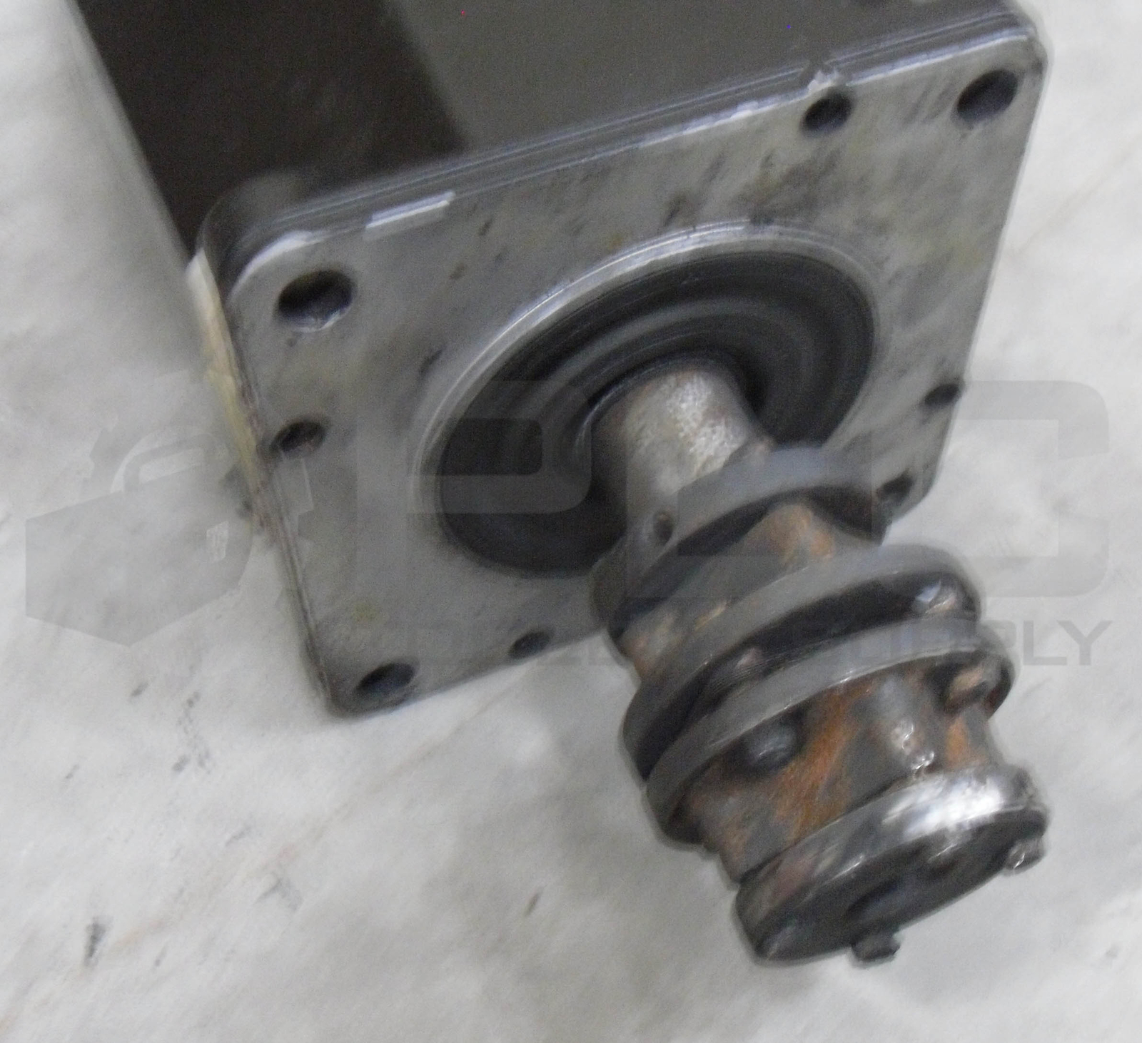 FANUC A06B-0142-B075 AC SERVO MOTOR 186V 7.4A 133HZ 3PH A22/1500