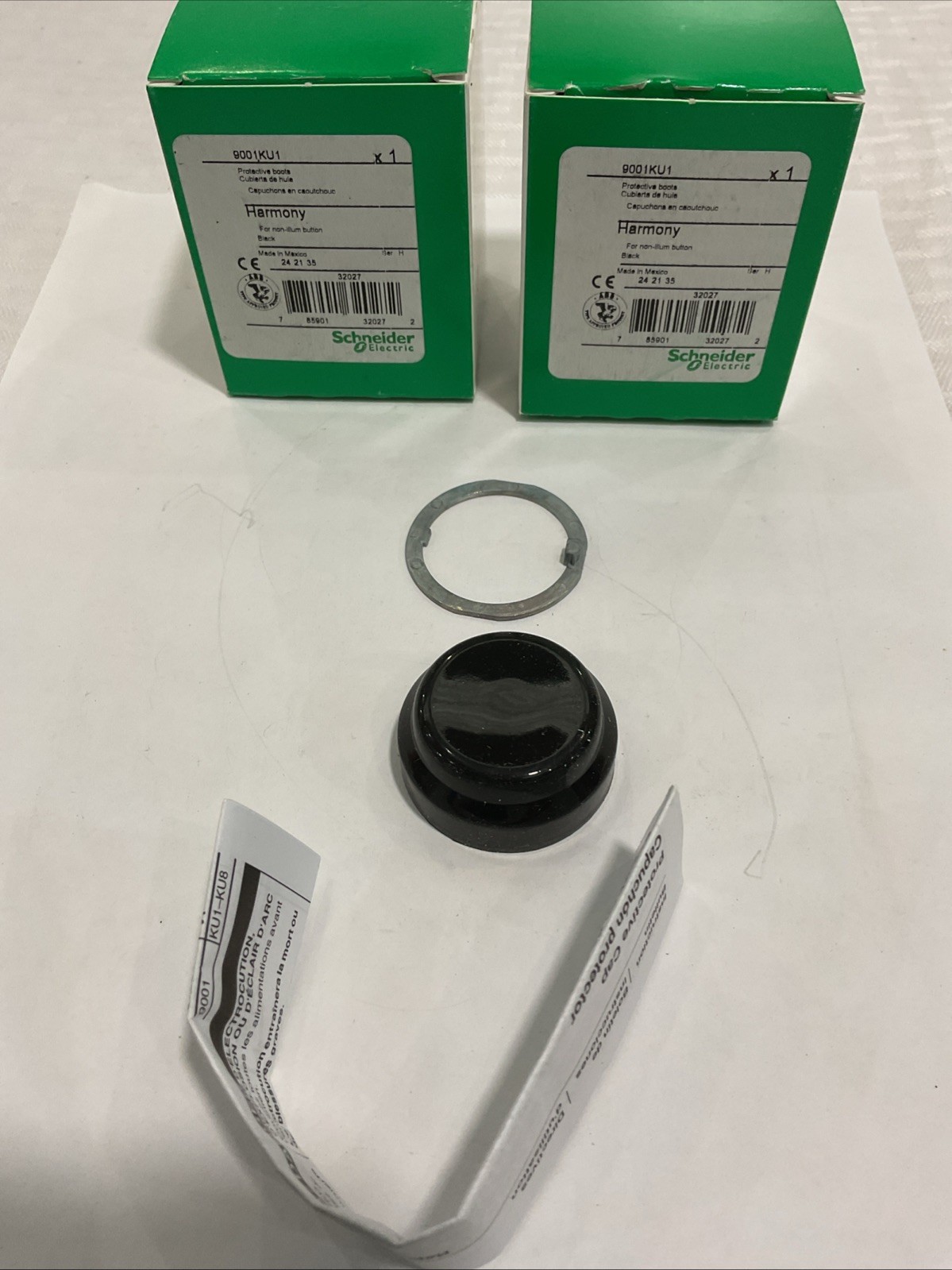 NEW IN BOX! 1 Lot Of 2 SCHNEIDER/SQUARE D BLACK PUSH BUTTON BOOT 9001KU1
