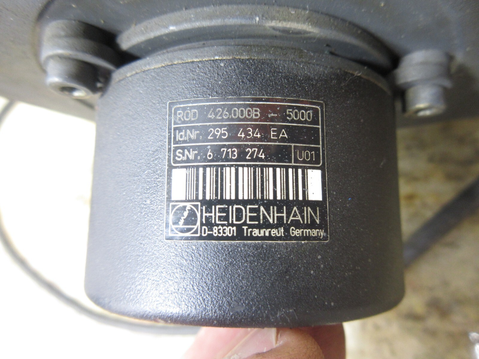 CINCINNATI MILACRON MAGNET MOTOR 1FT50760AC711-Z NR.E KN60 8292 1FT5076-0AC71-1