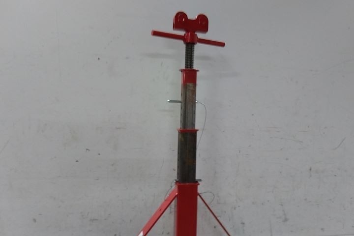 Gardner Bender TRJ-96 2500 Lb Max Capacity Red Steel Telescoping Reel Jack