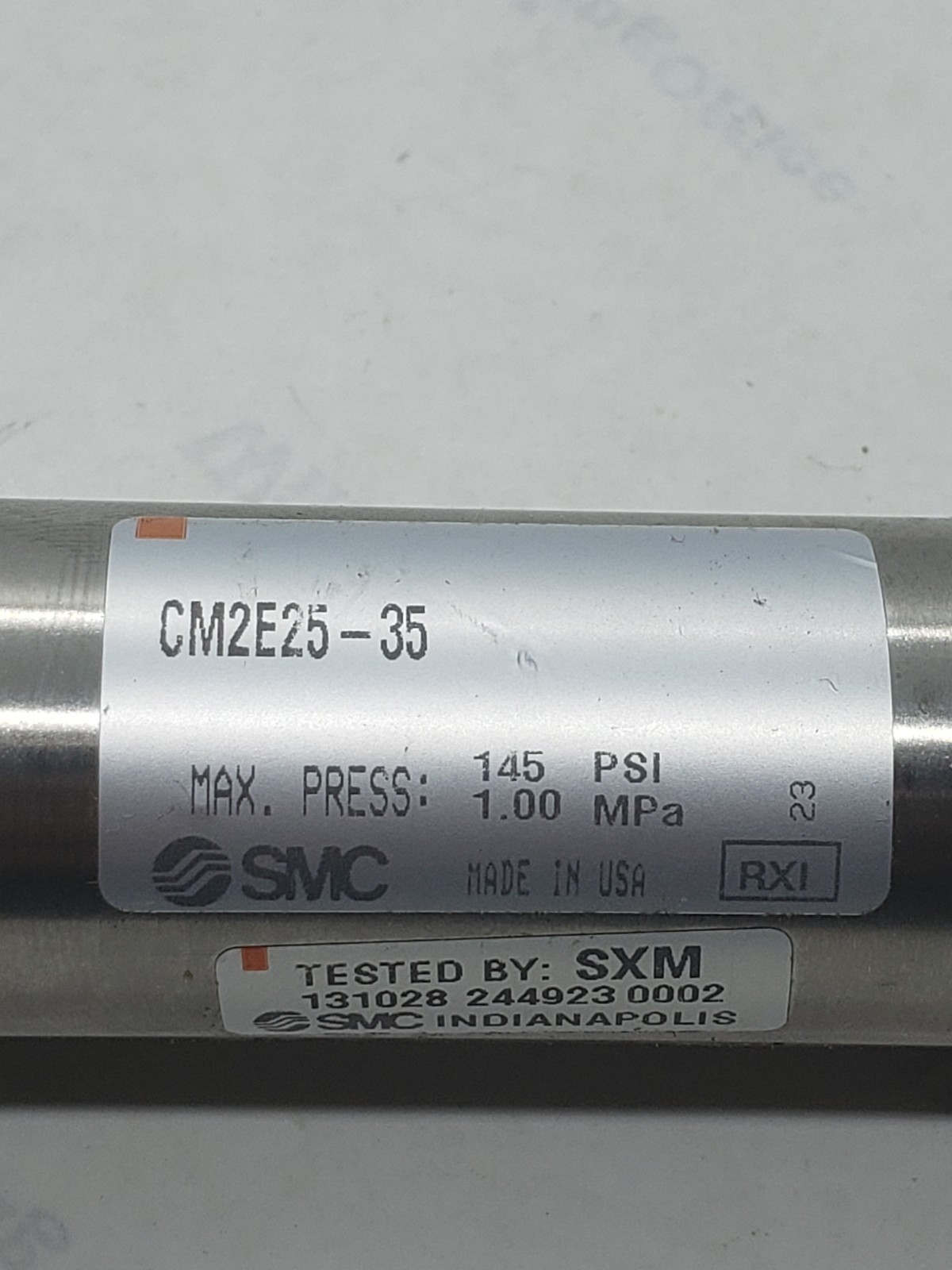 SMC CM2E25-35 AIR CYLINDER MAX PRESS 145psi 1.00MPa, NNB