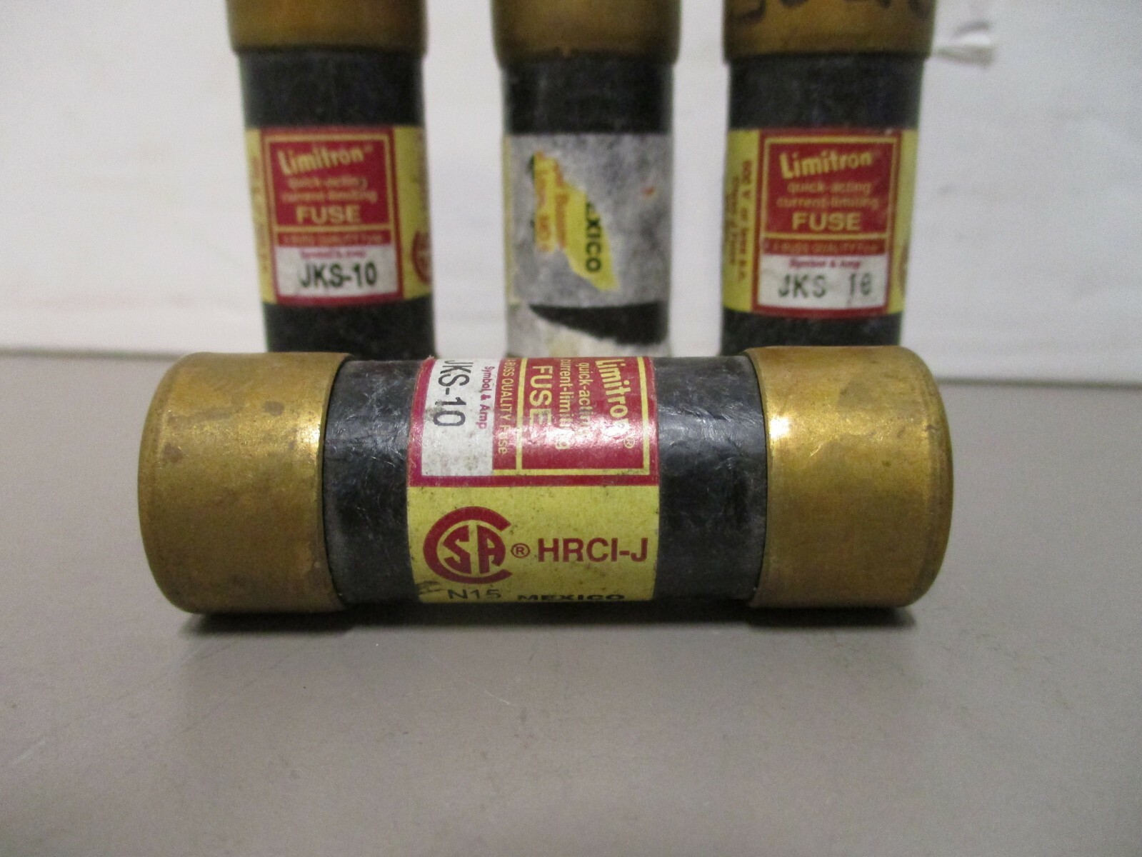 x4 Bussmann Limitron JKS-10 Fuse Quick-acting Current Limiting 3/4″ x 2-1/4″