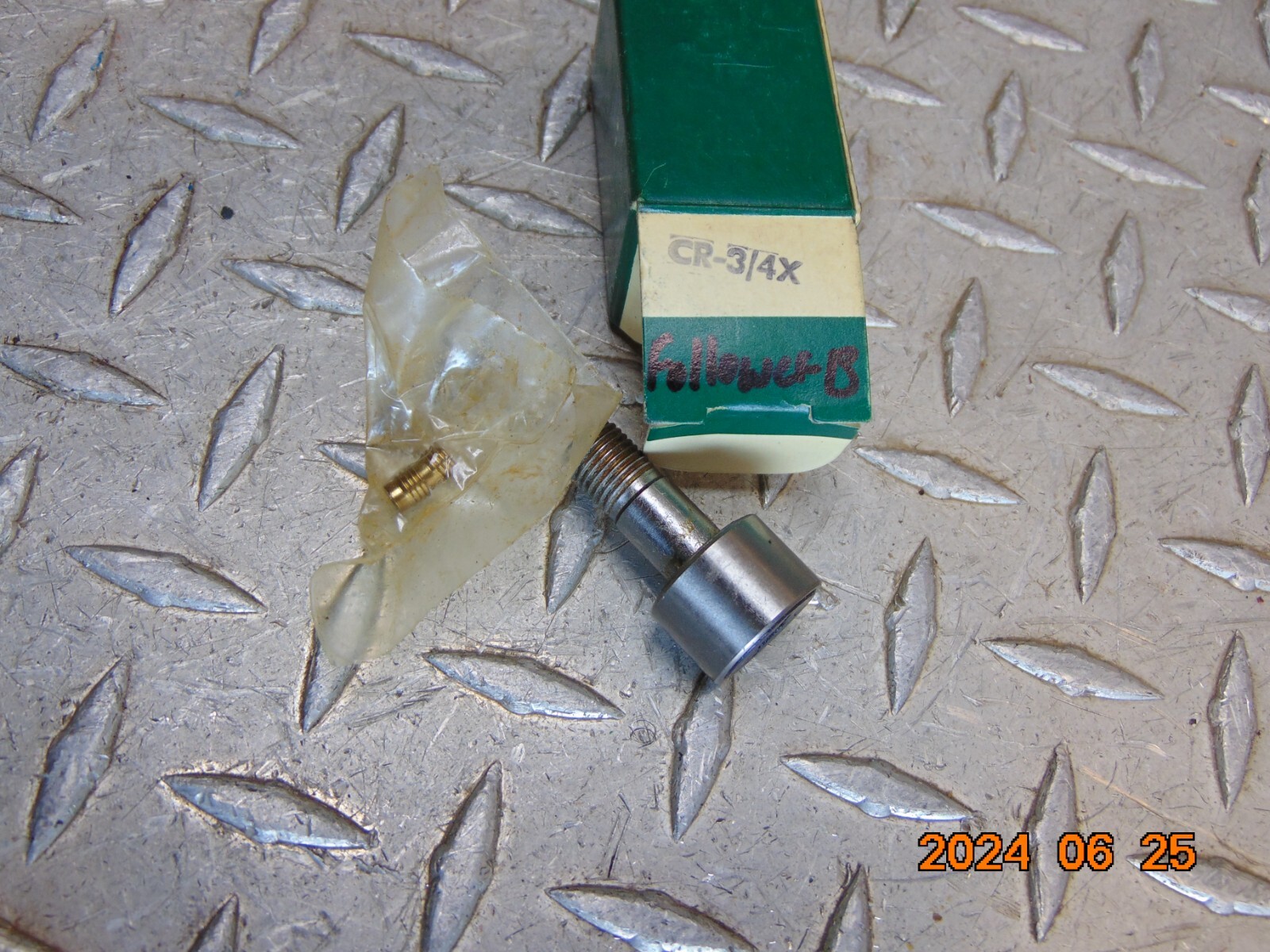 *LOT OF 2* ABC CR-3/4X ACCURATE BUSHING SMITH CAM FOLLOWER