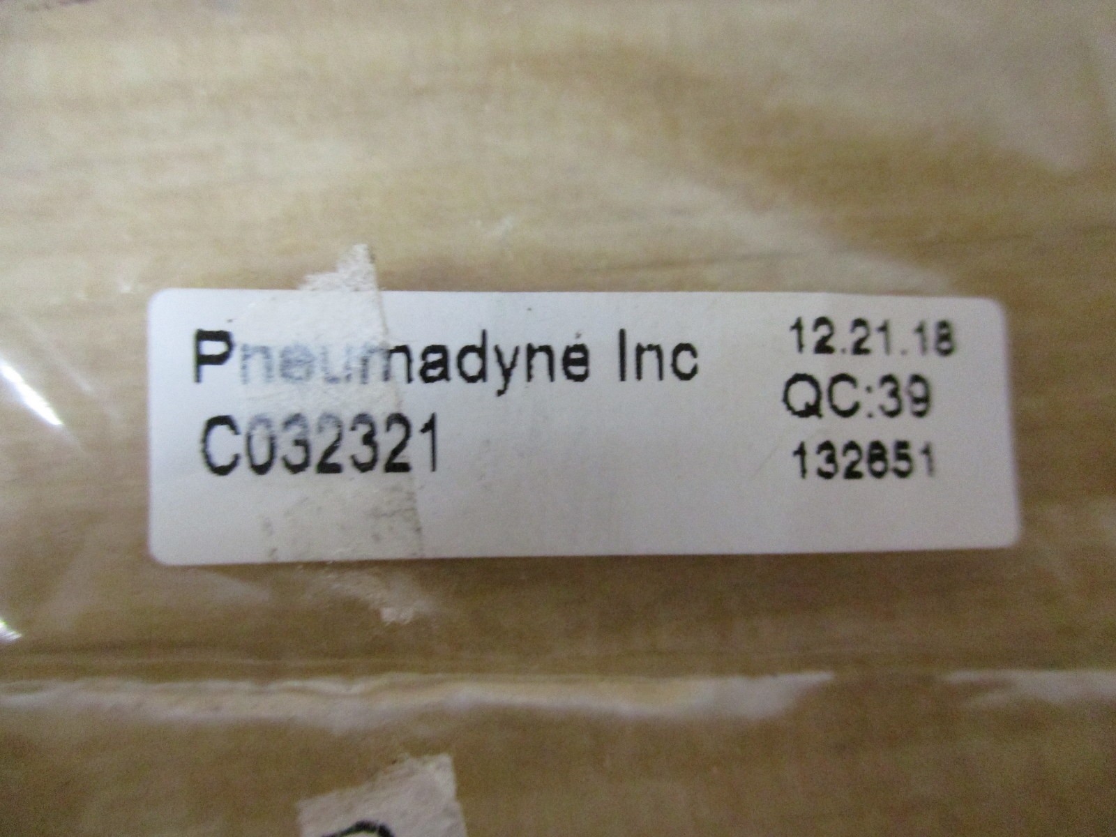 Pneumadyne C032321 Detented Toggle Cartridge Valve