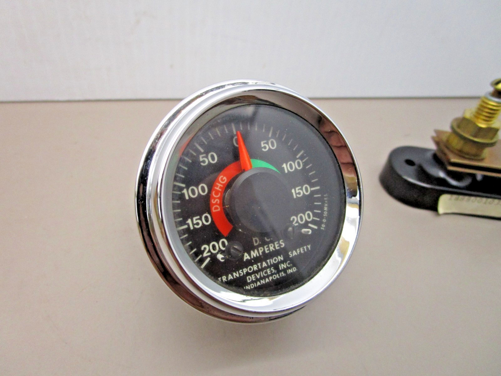 TSD 7373 2″ Ampere Gauge 200A with Hoyt C-8033 1888001031 Fuse Bridge