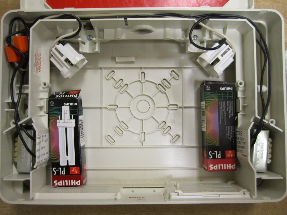 Dualite 3U686 Exit Sign KSRG-1F