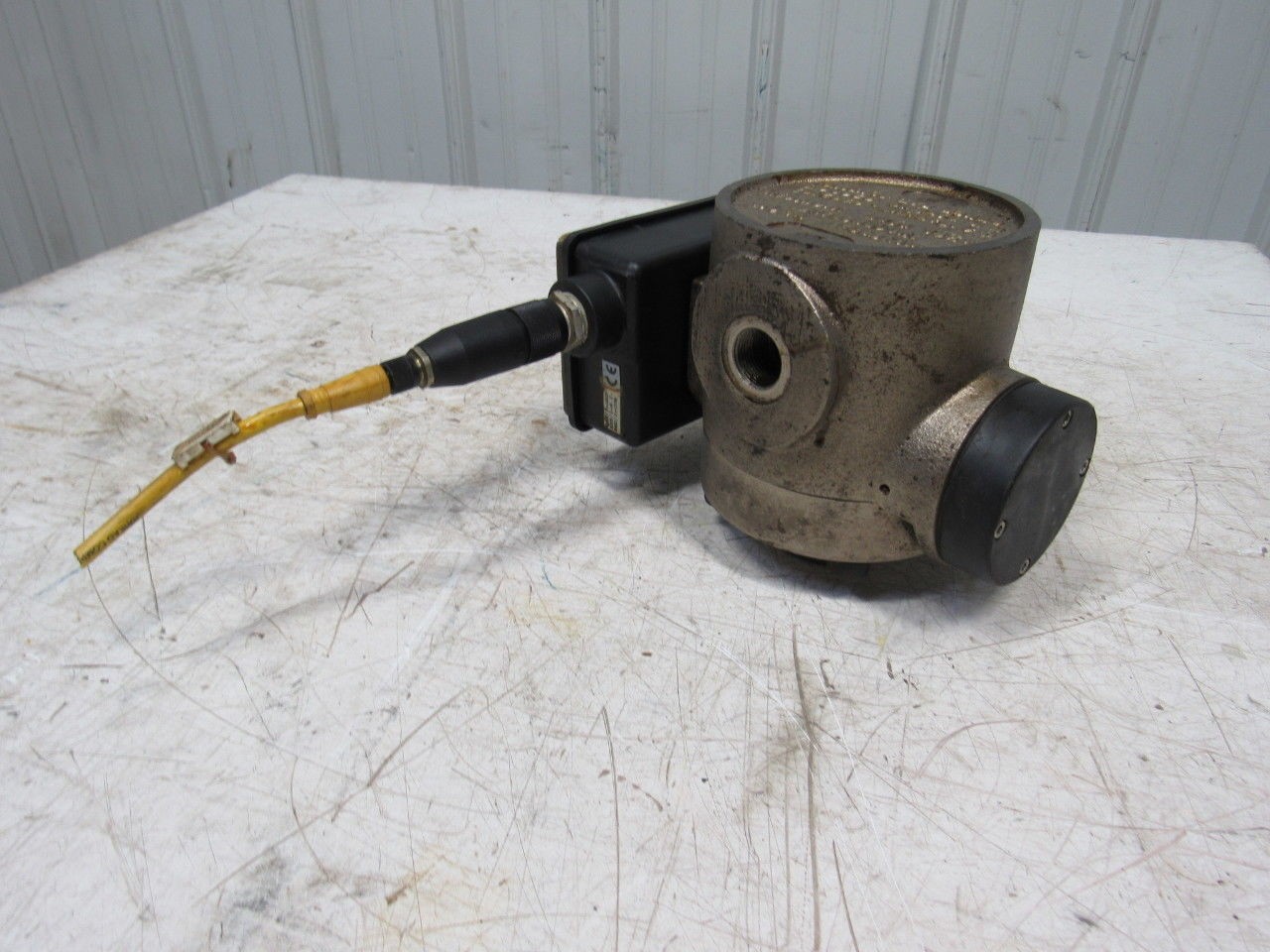 UFM MH-NSF20GM-12BP-32V1.0-A1WU-PC3 Type 4 0-20GPM Flow Meter 1/2″ Ports