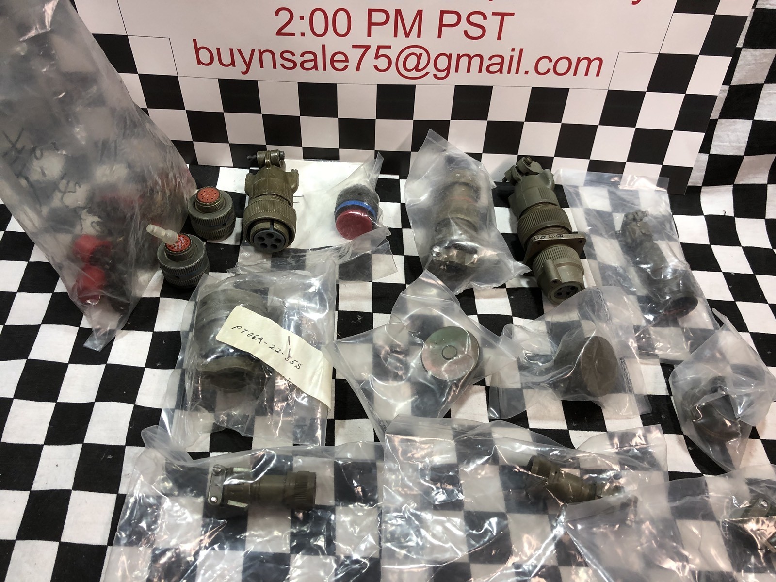 Miscellaneous Amphenol PT06A-22-55S, MS3100R18-11S, #BOX 13 “F10”