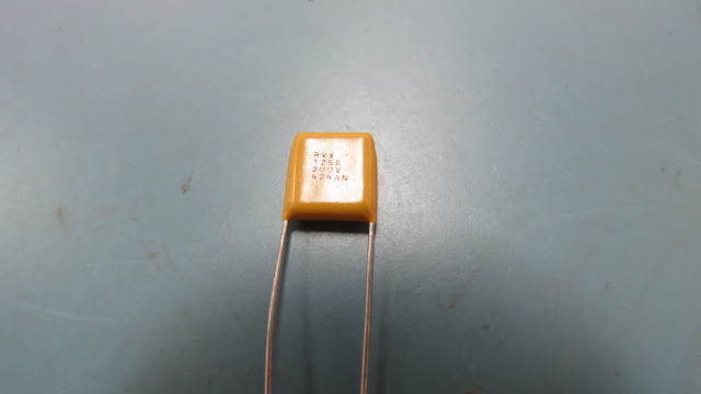 AVX SK052C125KAA Qty of 20 per Lot multilayer Ceramic Cap MLCC 200V 1 2 uF 10 p