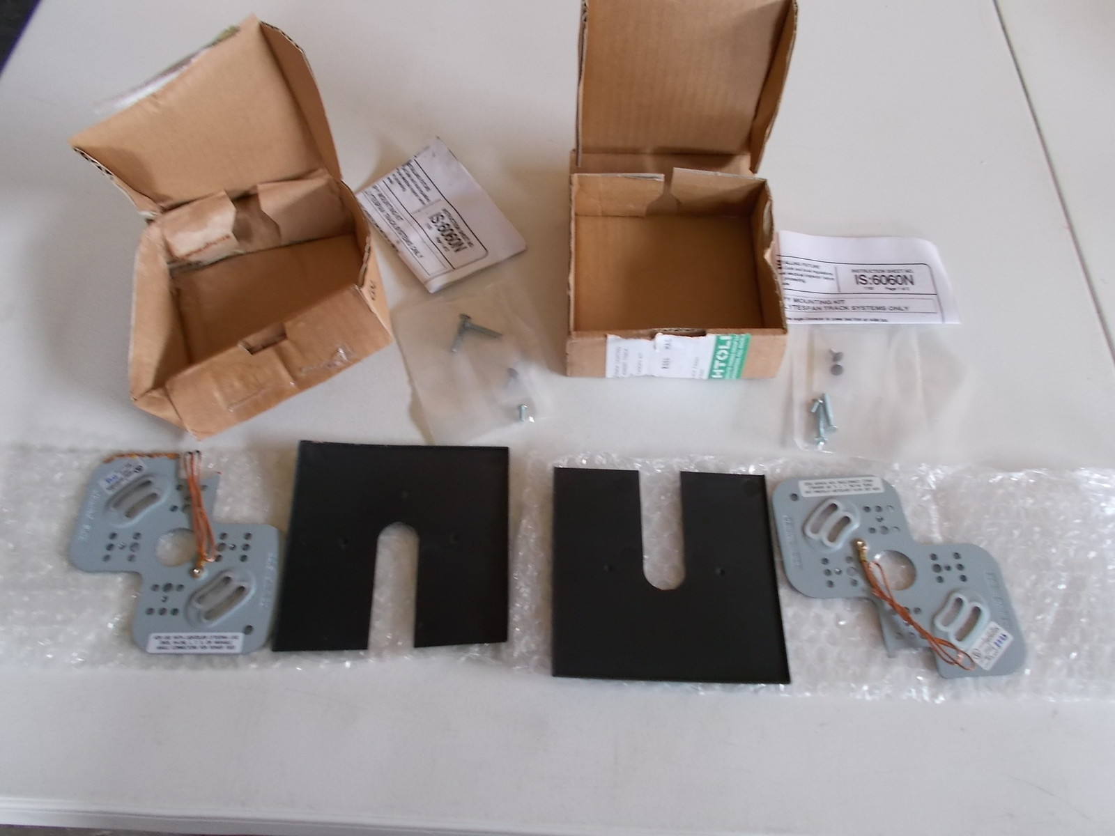 NEW Lytespan 6060BK Matte Black End Feed Canopy Kit, lot of 2 3A433