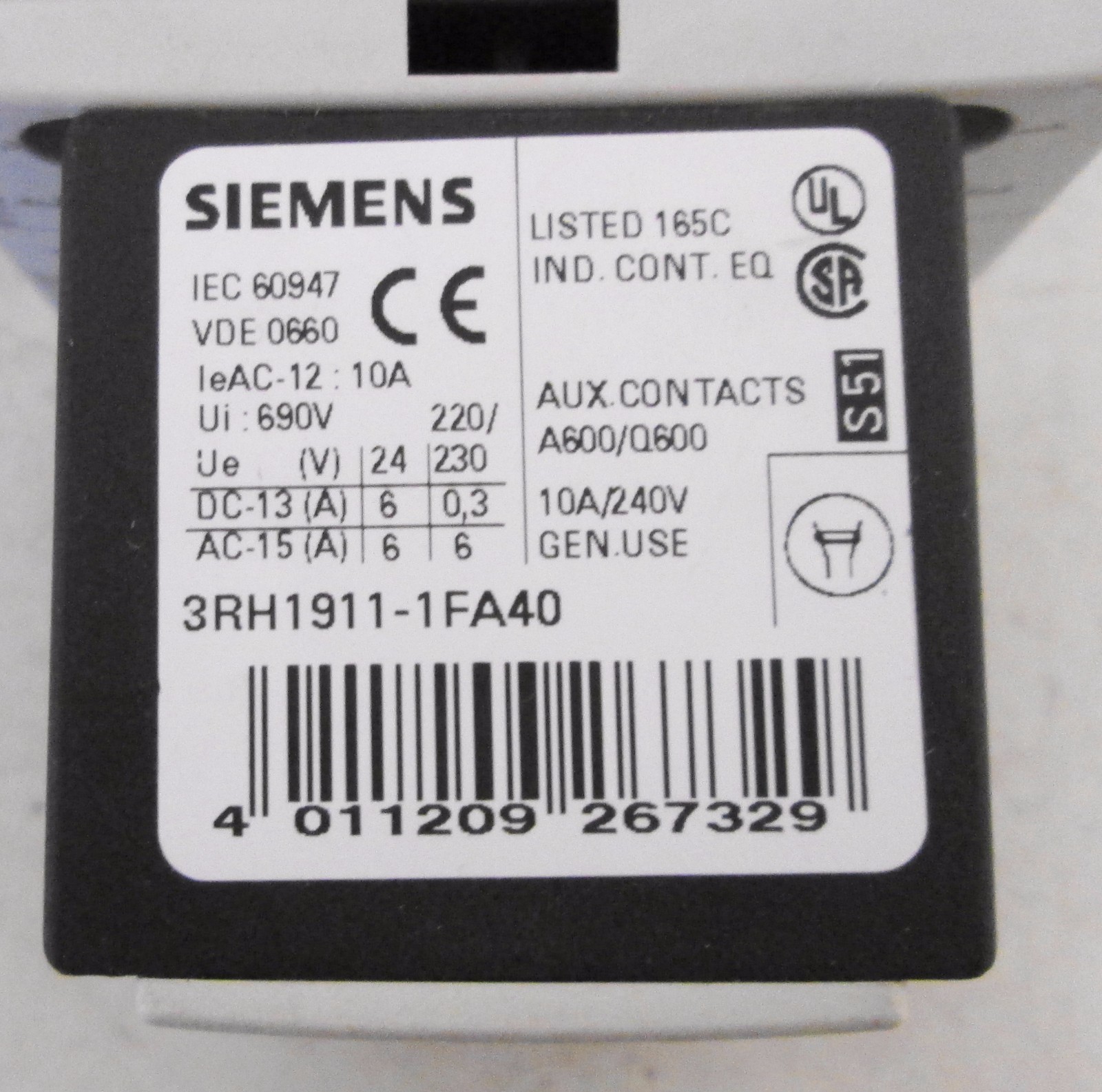 Siemens 3RT1316-1BB40 Contactor with 3RH1911-1FA40 Auxiliary Contact