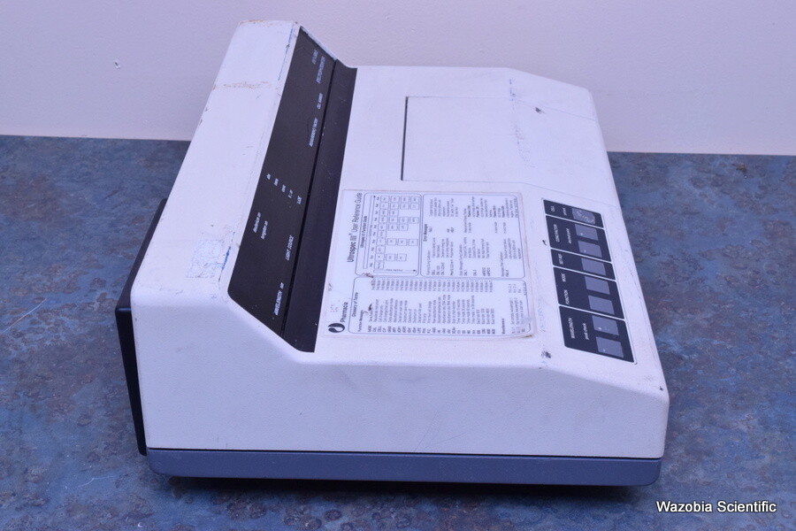 PHARMACIA LKB BIOCHROM ULTROSPEC III MODEL 80-2097-68 UV VISIBLE SPECTROPHOTOMET
