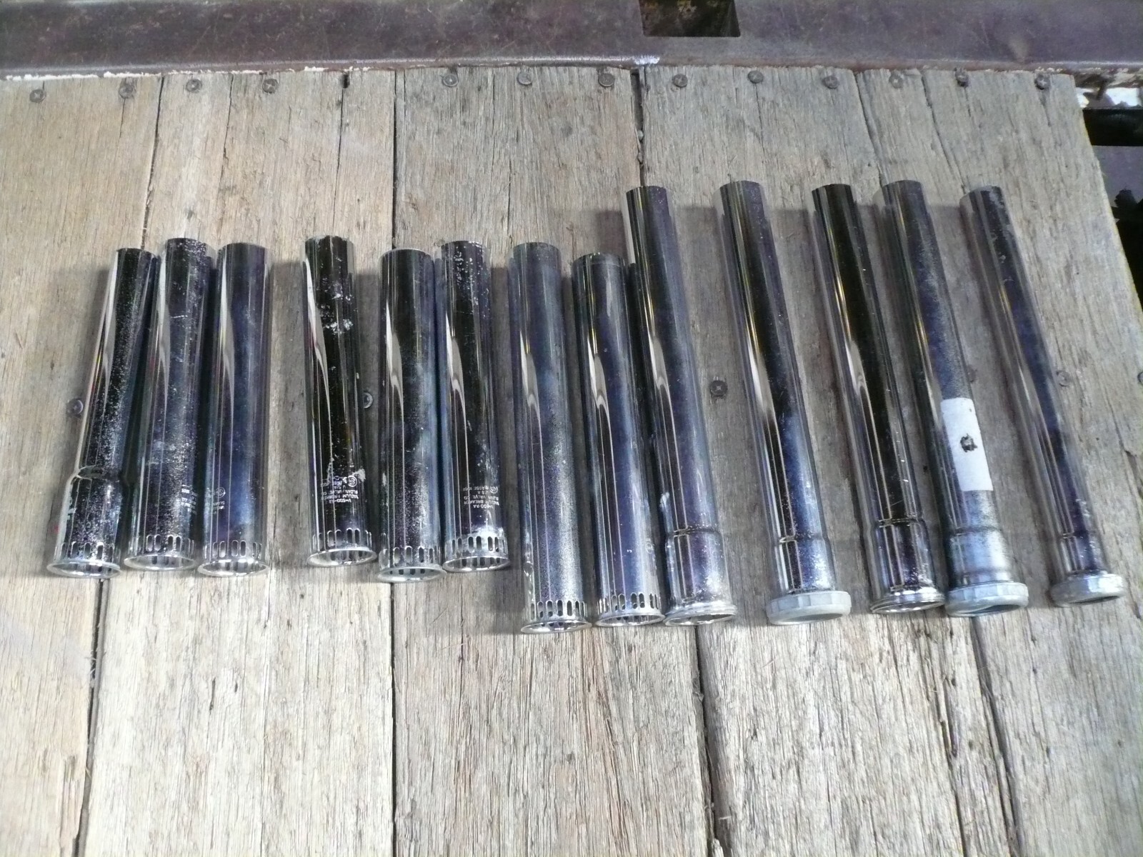 Lot of 13 Short Chrome Plated Commercial Toilet Vacuum Breakers Sloan V-500-AA