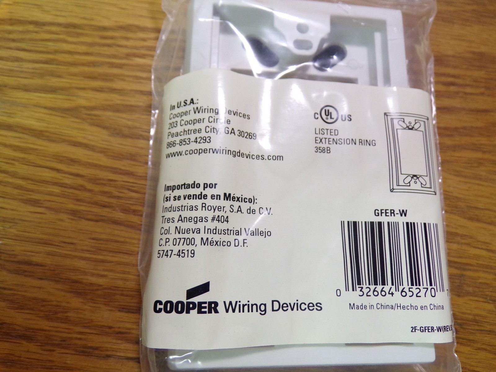 NEW Cooper GFER-W White Outlet Extension Cover *FREE SHIPPING*