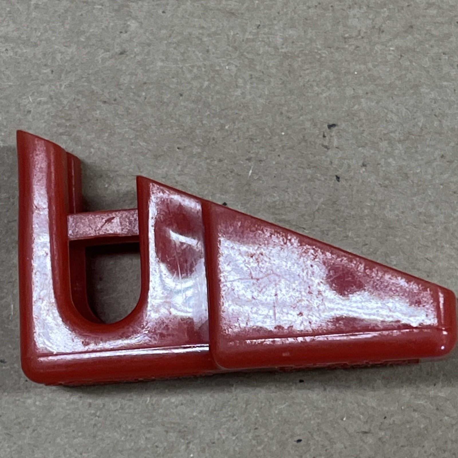 NORTH C-SAFE CB-03 Electrical Equipment Bkr Lockout Red Single Pole Set Screw