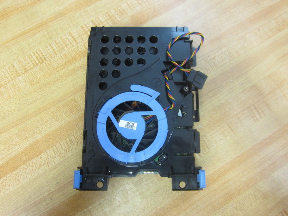 Hitachi 0A33450 Deskstar 3.5″ 80GB 7200 SATA Hard Drive