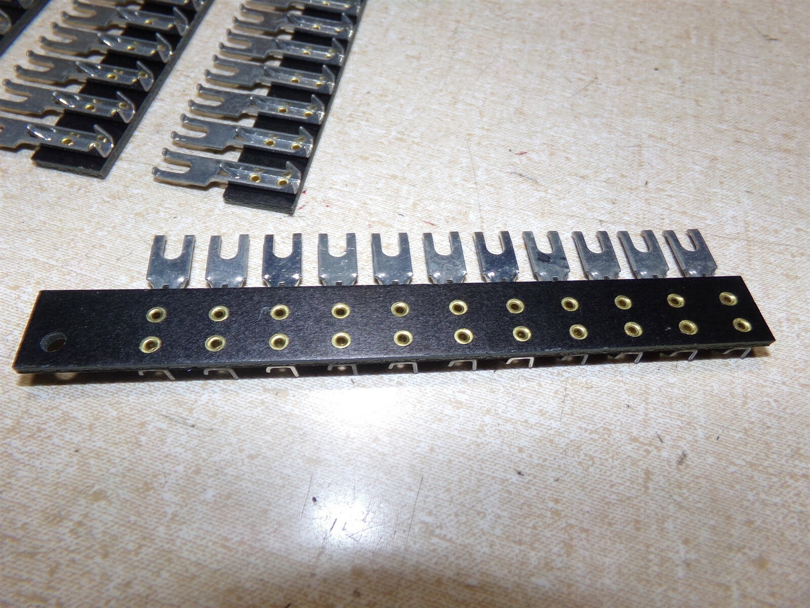 NEW 11-Position Fork Lug Jumper Terminal Strip, Lot of 10 *FREE SHIPPING*