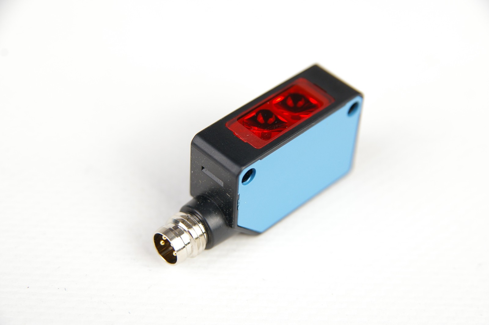 Sick WT100-2N4439 6052371 Sensor
