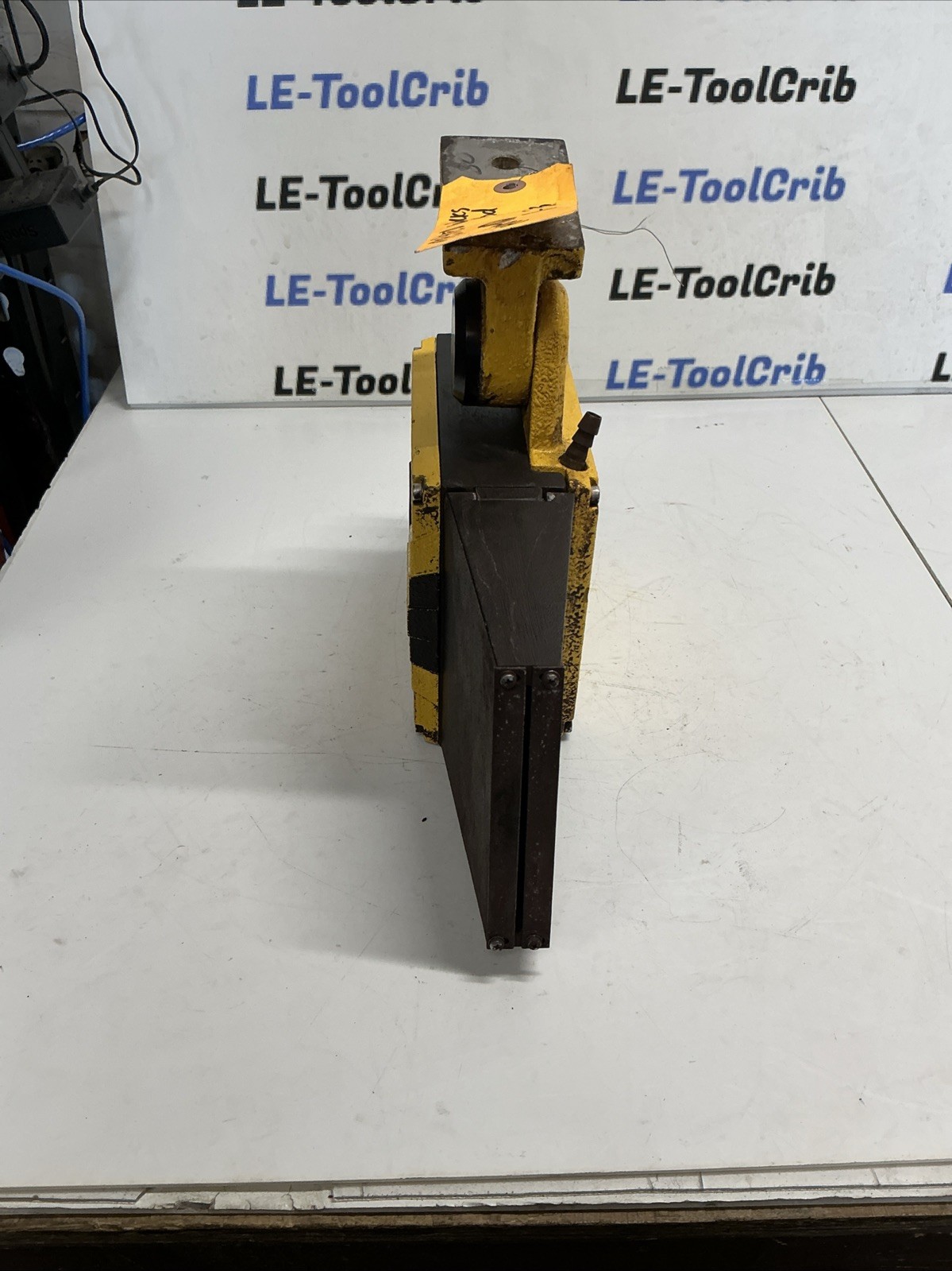 DELTA DC 3030L 110V 0.2A 60HZ AB-618S