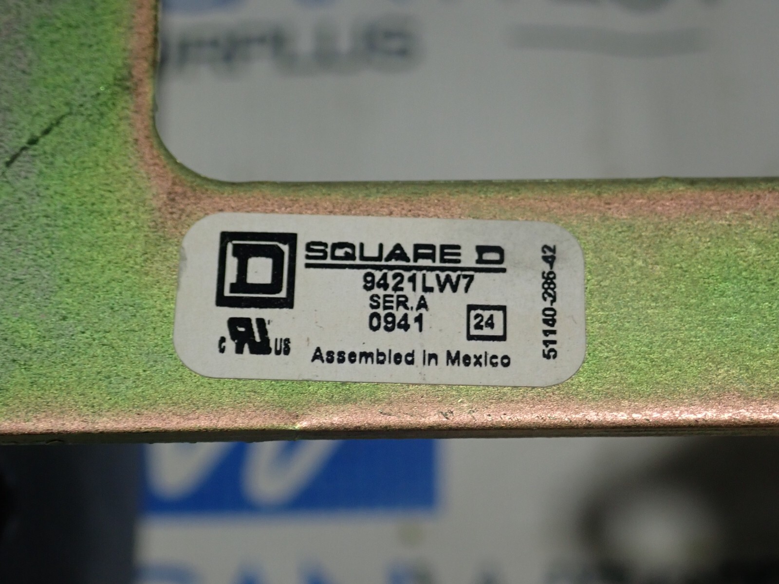 New Square D 9421LW4 PowerPact M & P Thru Door Mechanism 9421LHP8