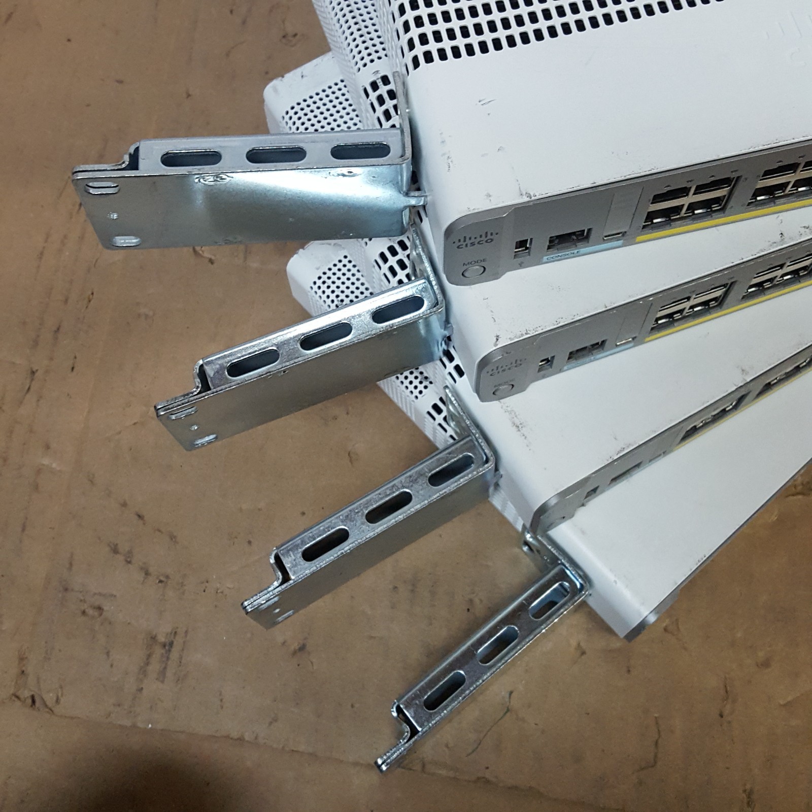 Lot of 4- Cisco Catalyst WS-C3560CX-12TC-S V04 (No Power Crds) Powers On – USED