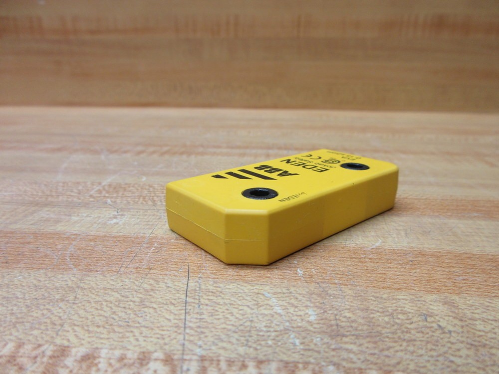 Asea Brown Broveri 2TLA020046R0000 ABB EVA Switch 0-15±2mm