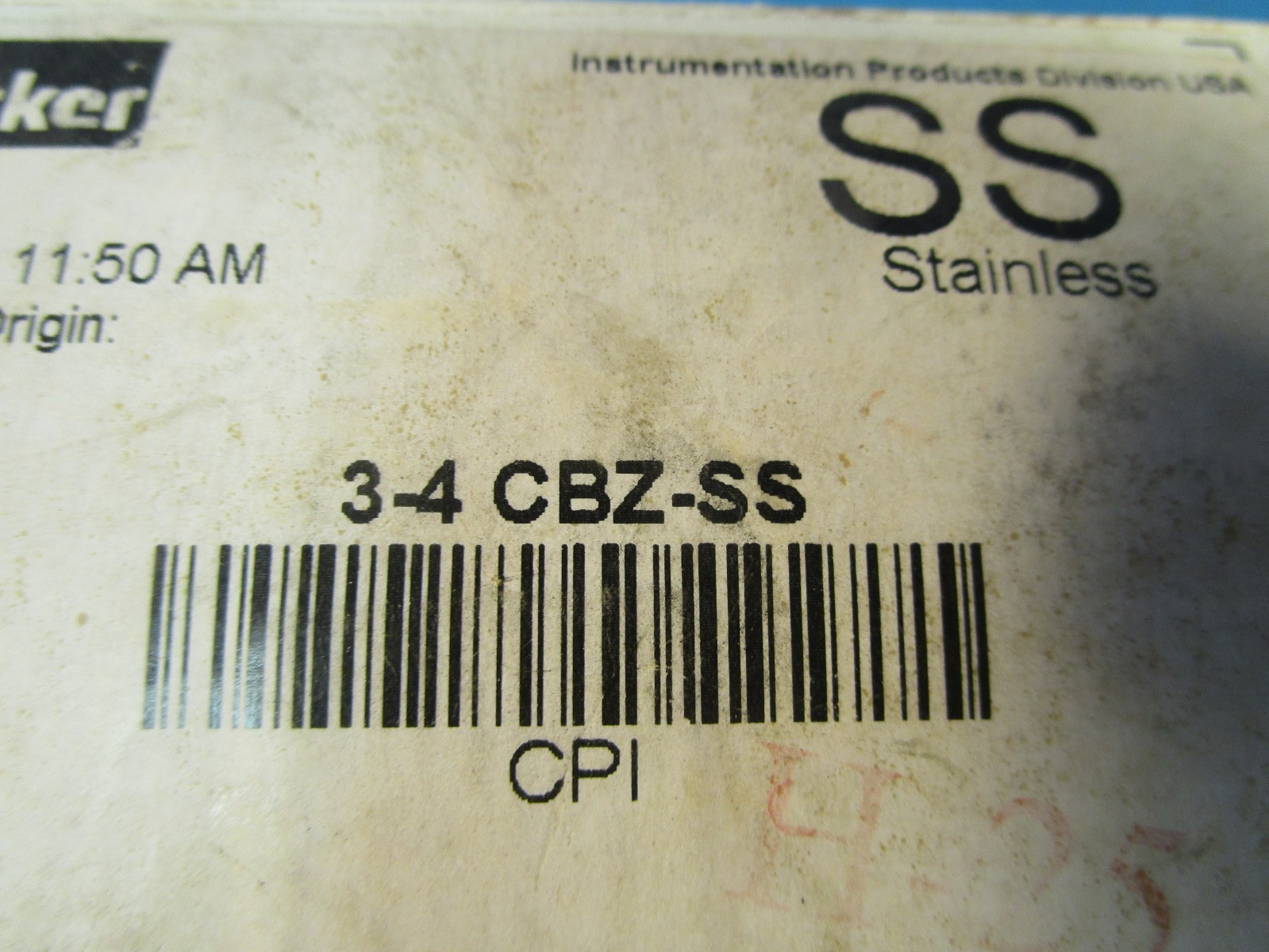 Parker 3-4 CBZ-SS, MALE ELBOW, COMPRESSION TUBE, 3/16 INCH TUBE OUTSIDE DIAMETER