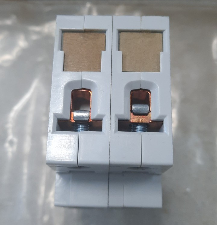 Siemens 5SX21-C10 10A Circuit Breaker 5SX21C10 – Lot of 2 – NOS