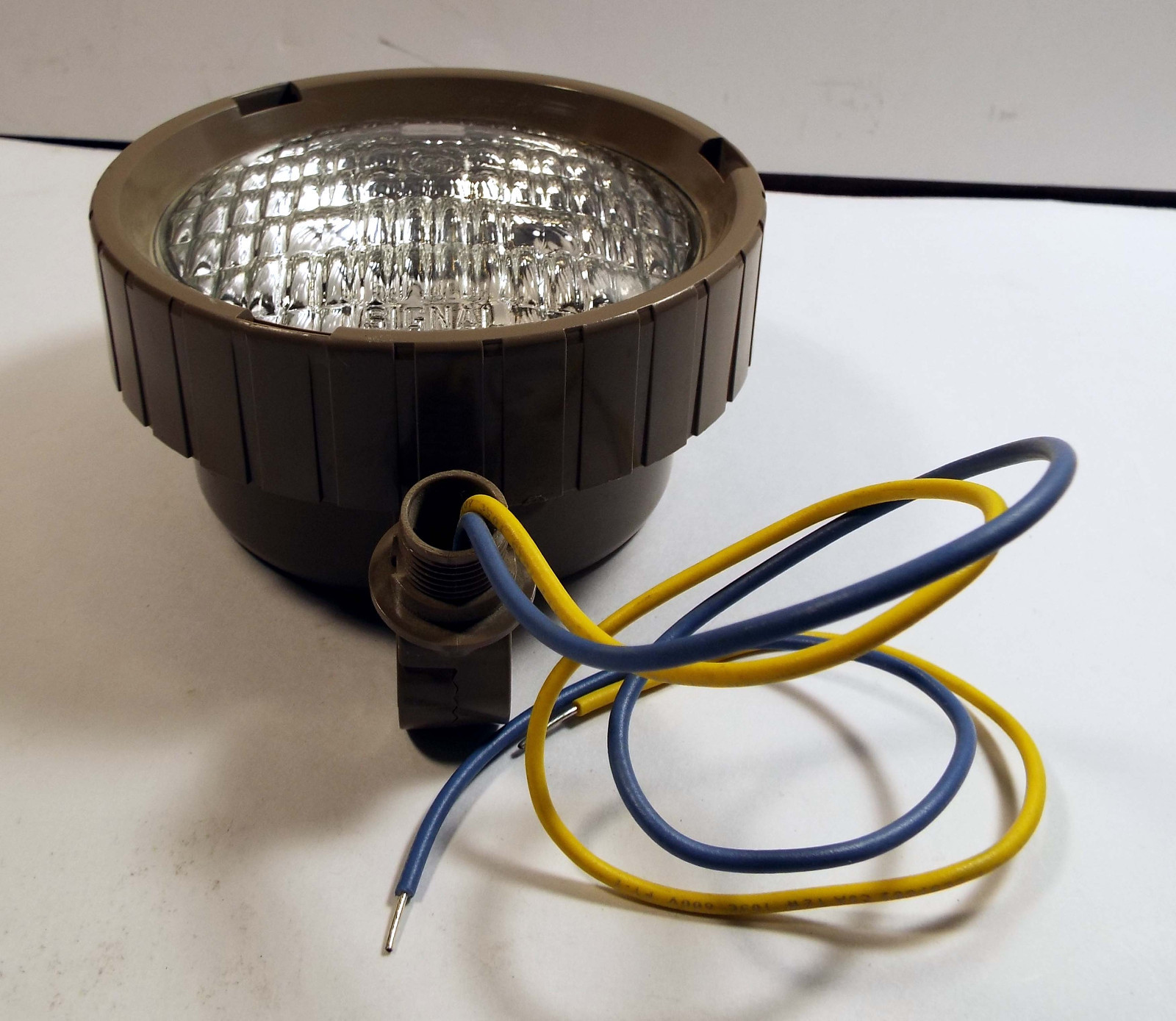 1 NEW LITHONIA LIGHTING ELA ITN N1212 FLOOD LIGHT 12W/12VDC NNB ***MAKE OFFER***