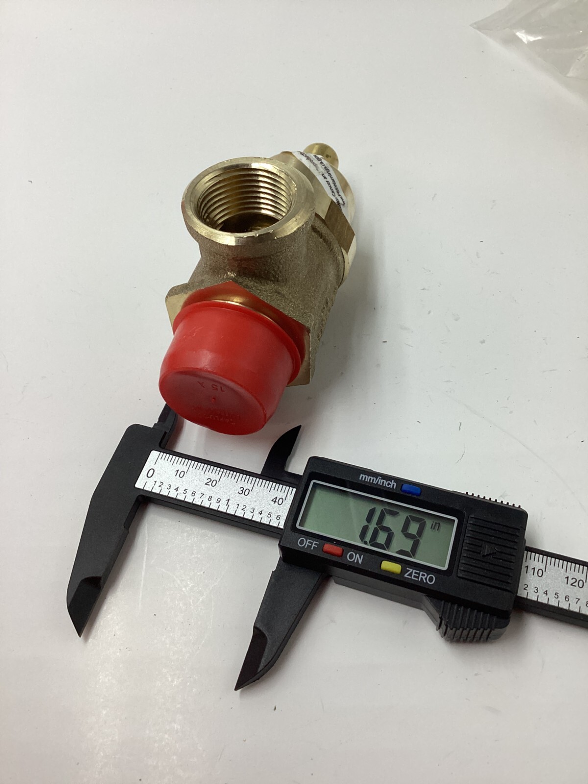 W.L Hamilton .96″ MPT Threaded Lead Free Brass Safety Release Valve