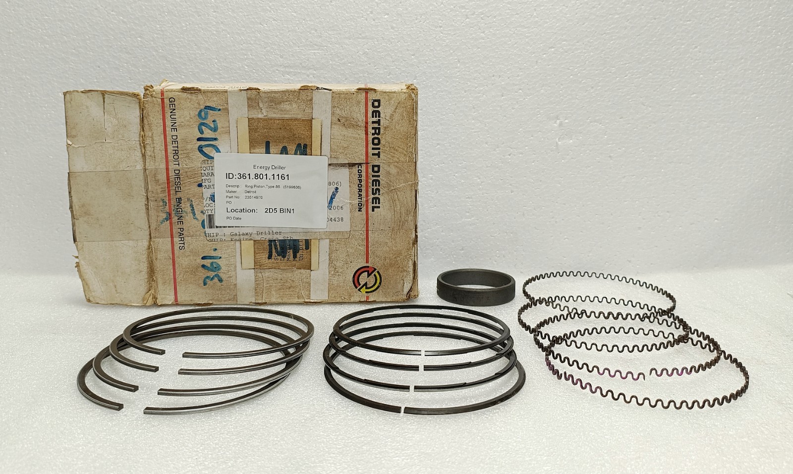 DETROIT DIESEL 23514970 TRUNK ENGINE PISTON RING SET 5199806 OEM NOS REPLACEMENT