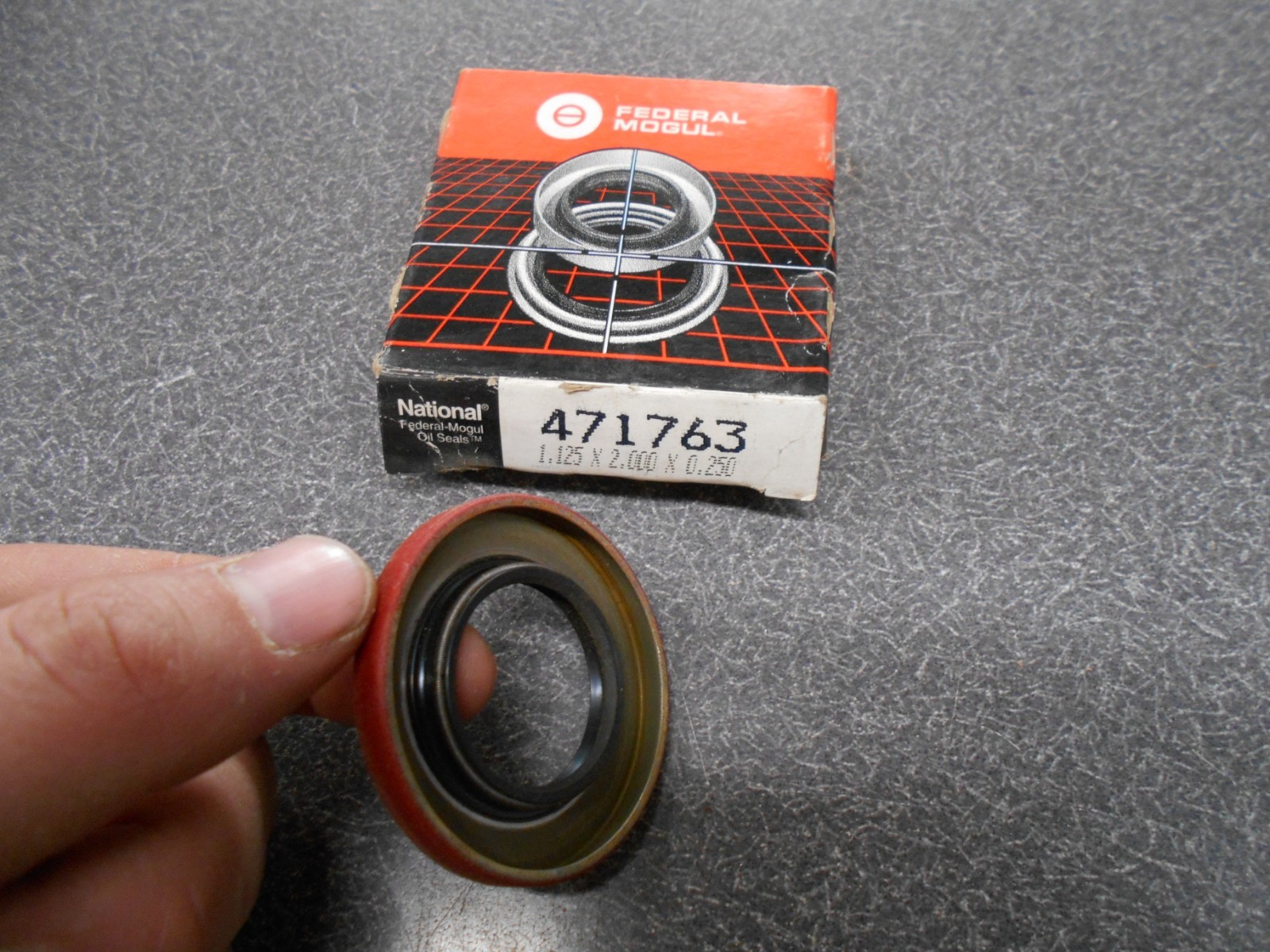 Federal Mogul 471763, National Oil Seal. 1.125X2.0X0.25 NOS!