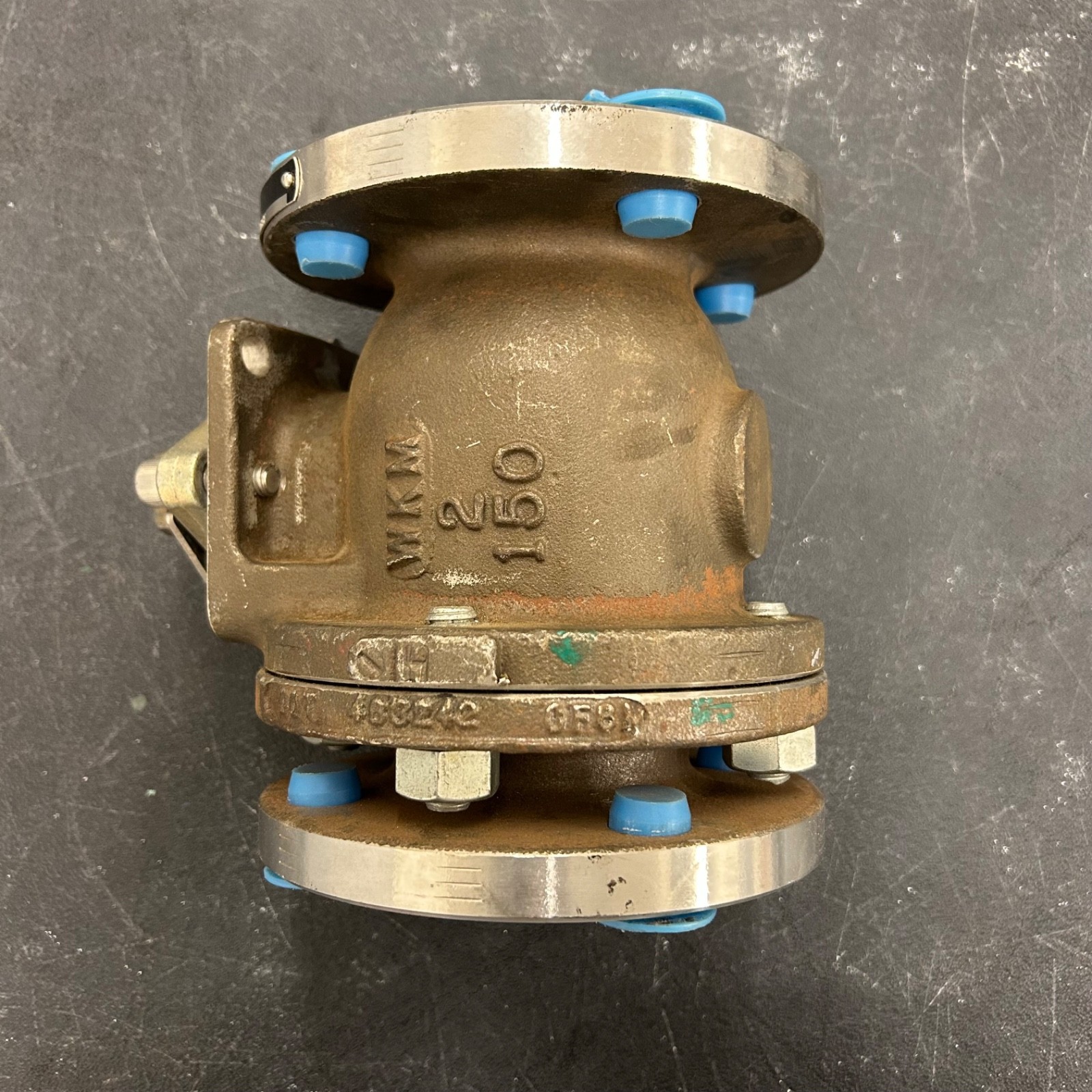 Cooper WKM Dynaseal Ball Valve Mod 310D 275 PSI 2F B112