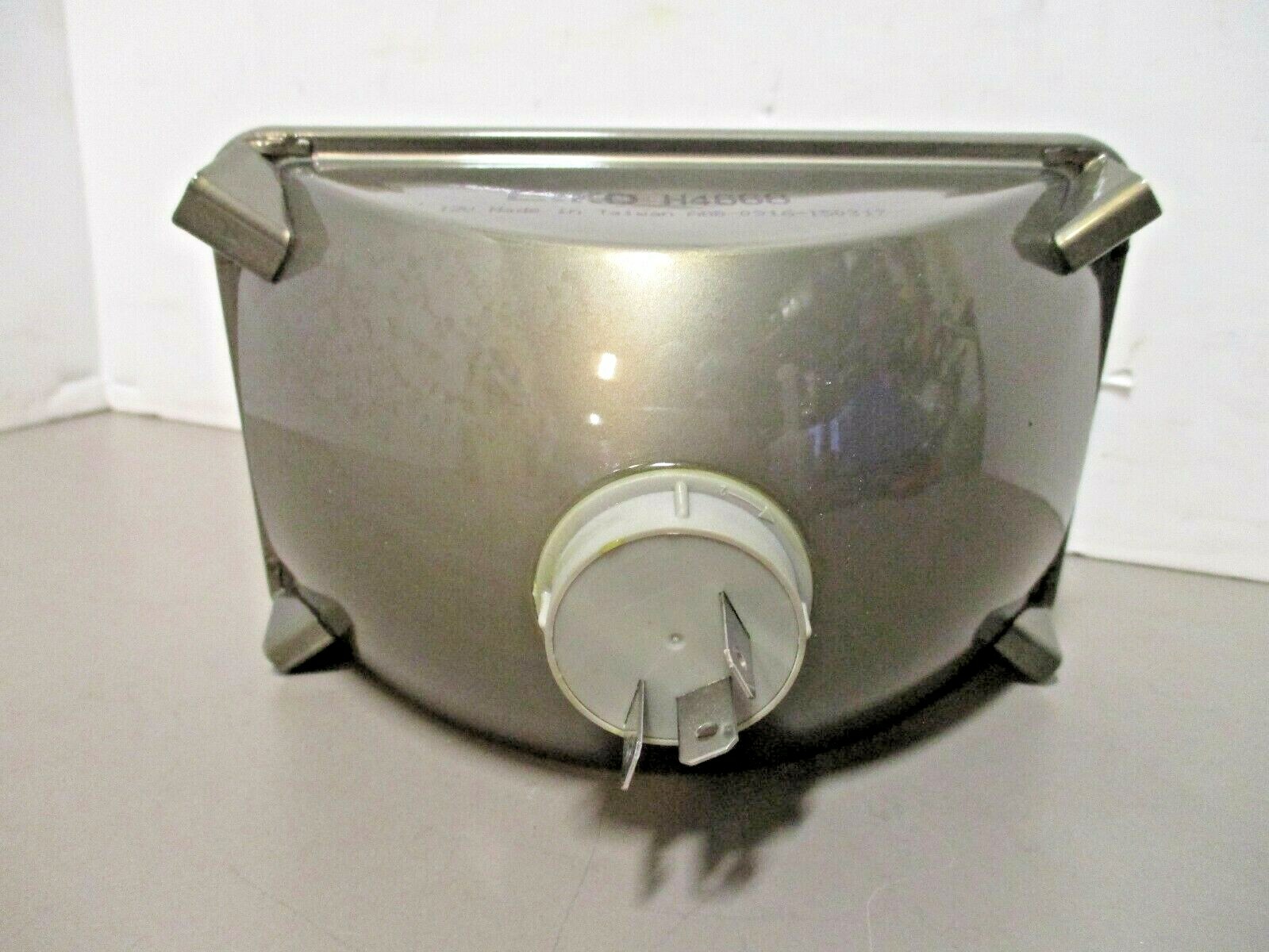 EIKO H4666 Halogen High/Low Sealed Beam Headlamp 6″x4″ Dual Beam 12v
