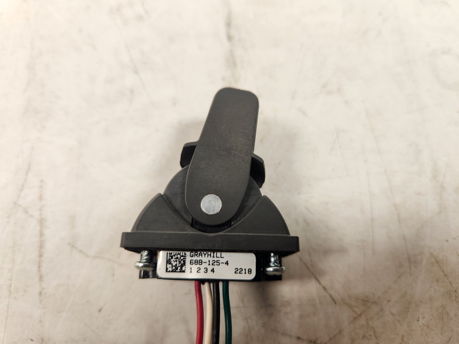 Grayhill 68B-125-4 SWITCH JOYSTICK PADDLE HALL. 1 – Axis Analog (Hall Effect)
