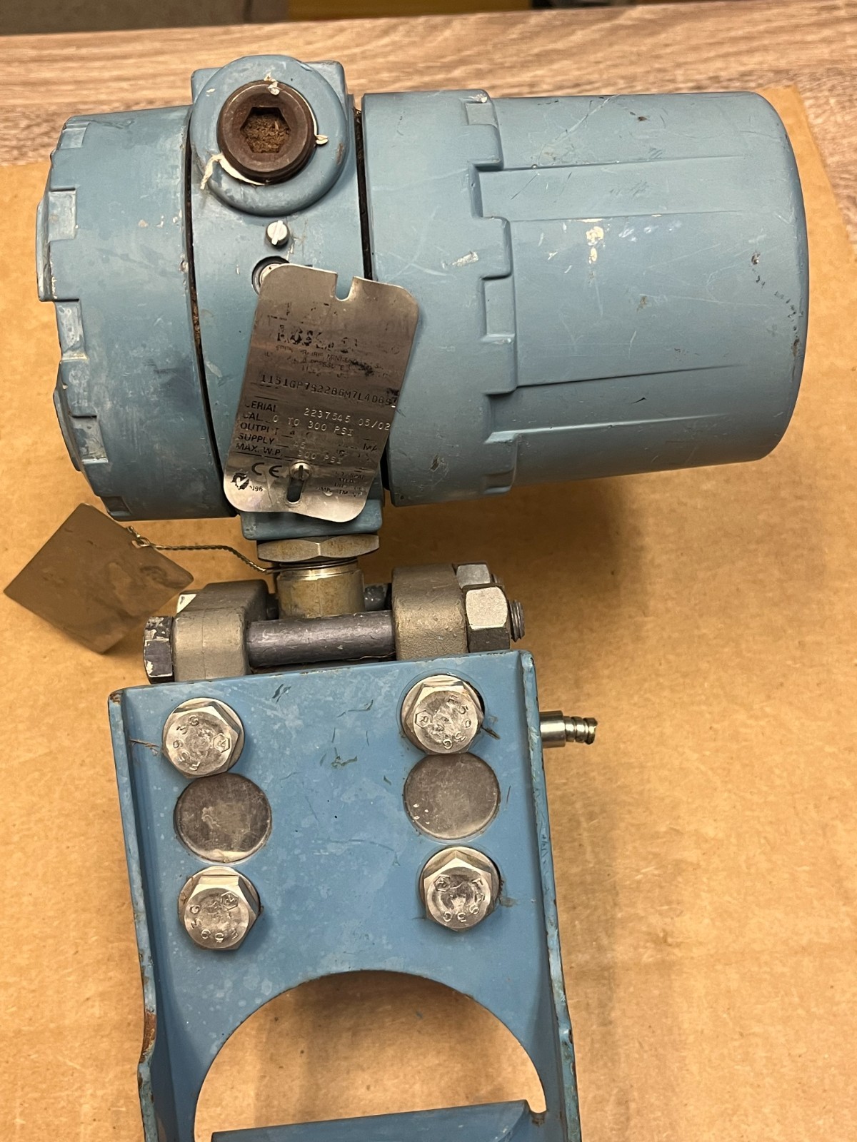 Rosemount 1151GP7S22B6M7L4D6S Gauge Pressure Transmitter w/ Mount