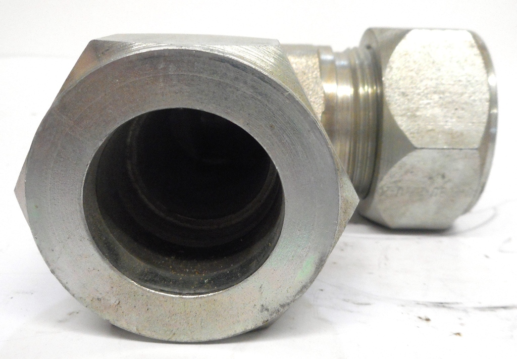PARKER, 20 EBU-S, 90° UNION ELBOW, 1-1/4″ ENDS