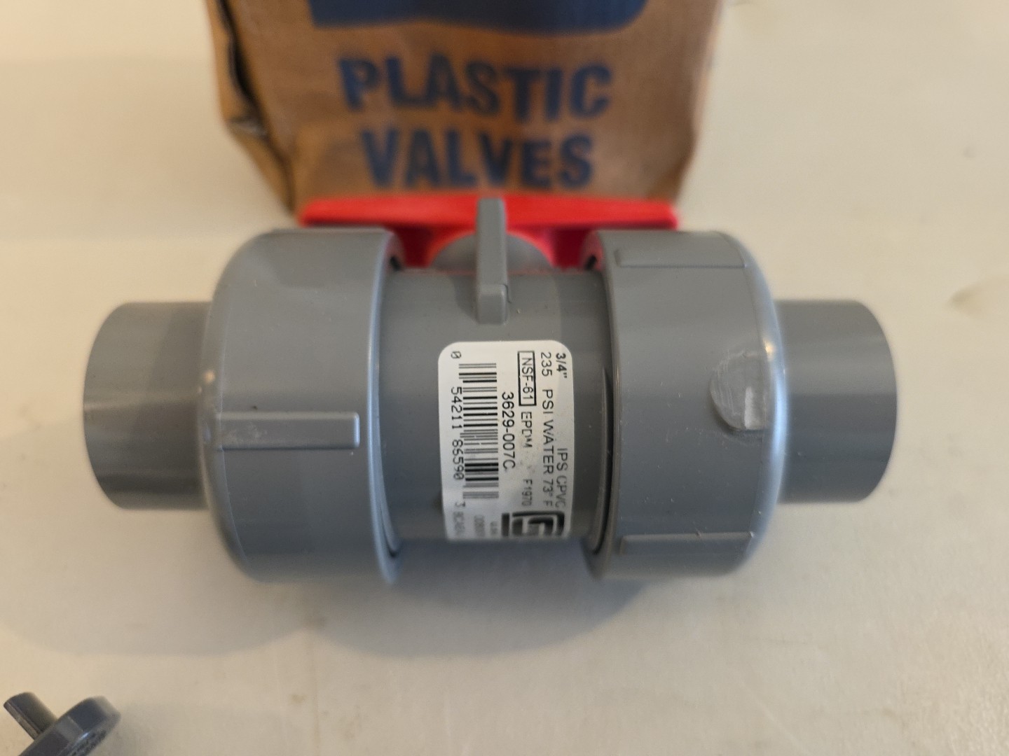 Spears 3629–007C Tru Union 2000 3/4″ Cpvc Ball Valve SOC/ FIPT Box Damage New