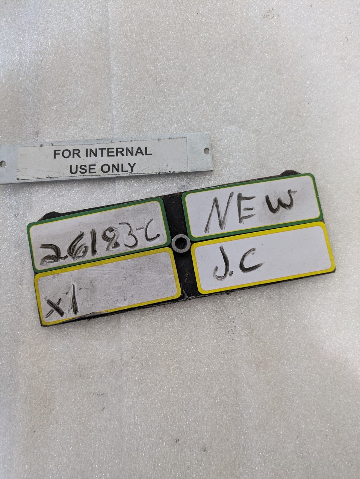 Eaton HT8B HT800 30.5mm 1NC Pushbutton Contact Block Industrial Control OEM