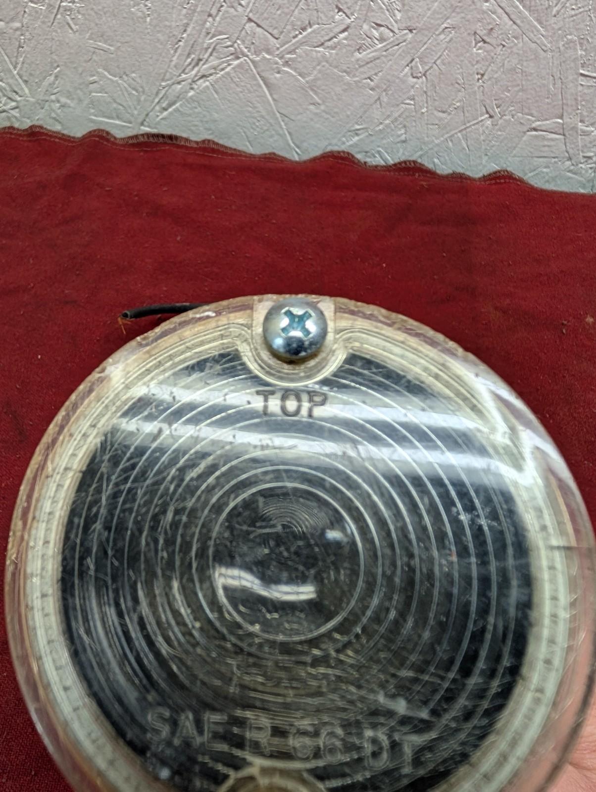 vintage Chrysler 2510813 SAE-R-66-DT CLEAR ROUND REVERSE LIGHT used OEM mopar