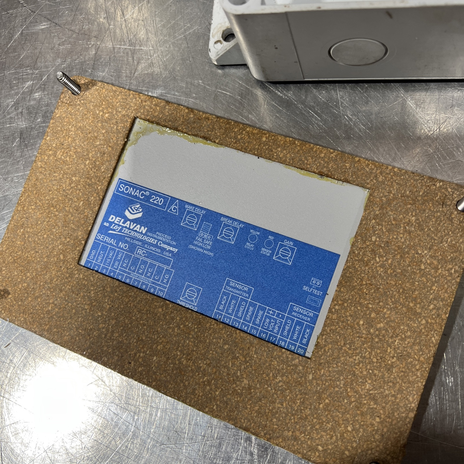 DELAVAN SONAC 220 43558 115/230VAC 5A Nos Surplus No Original Box