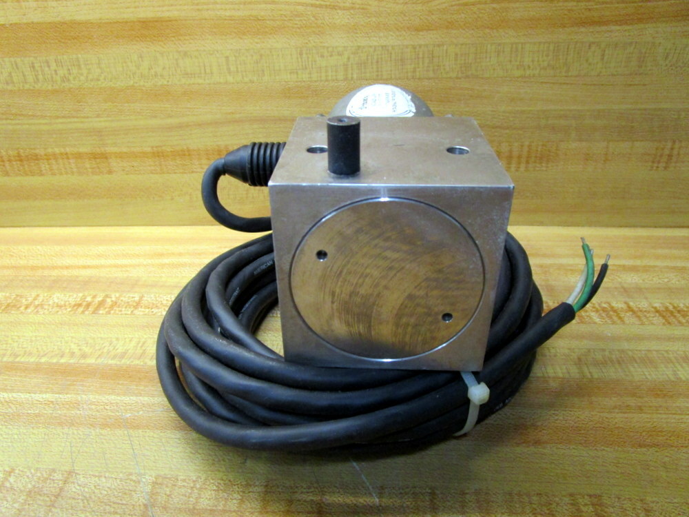 Celesco PT801-0015-614-1117 Position Transducer PT80100156141117